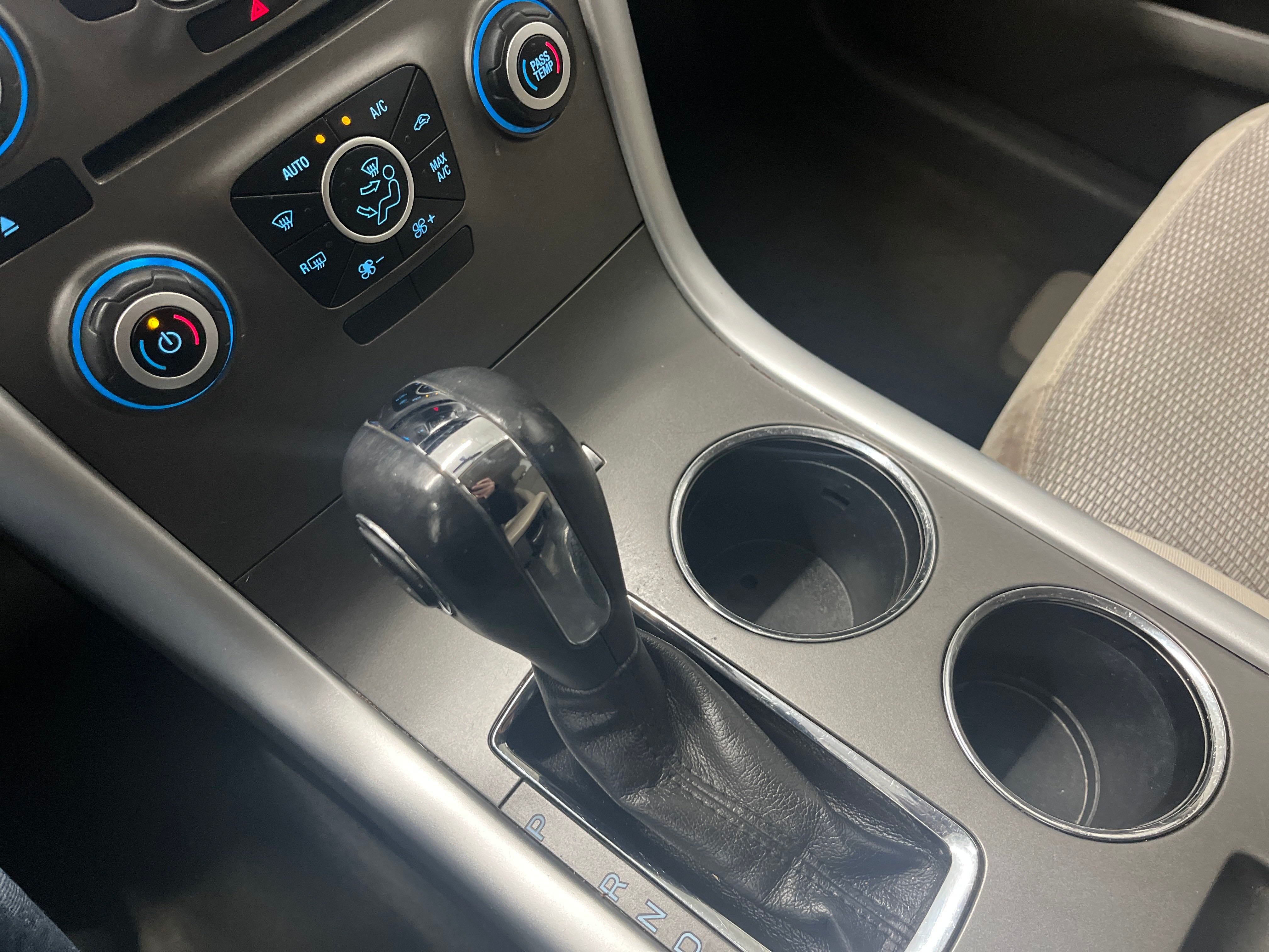 2014 Ford Edge SEL photo
