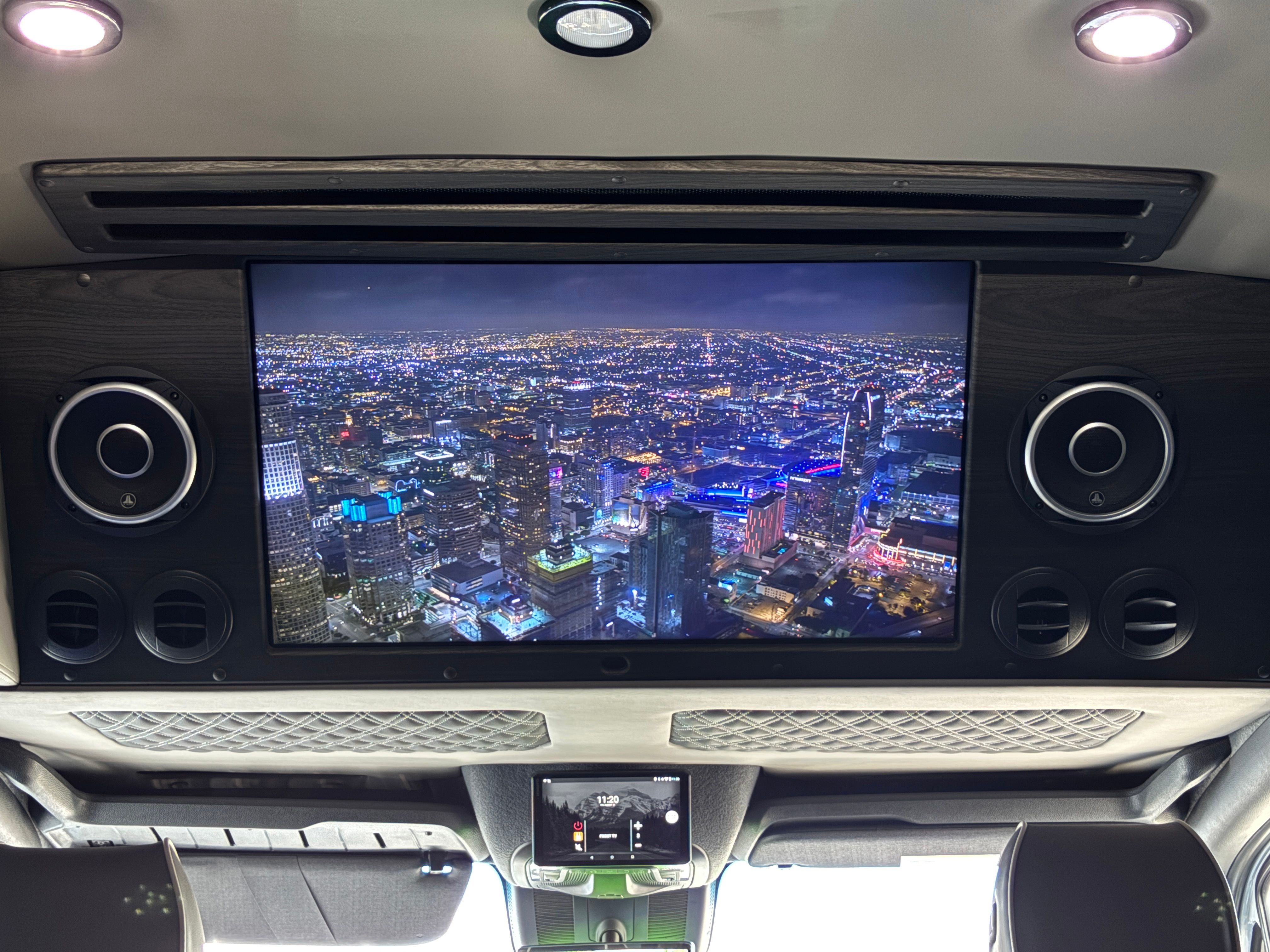 New 2027 White Mercedes-Benz Discovery Touring image 4