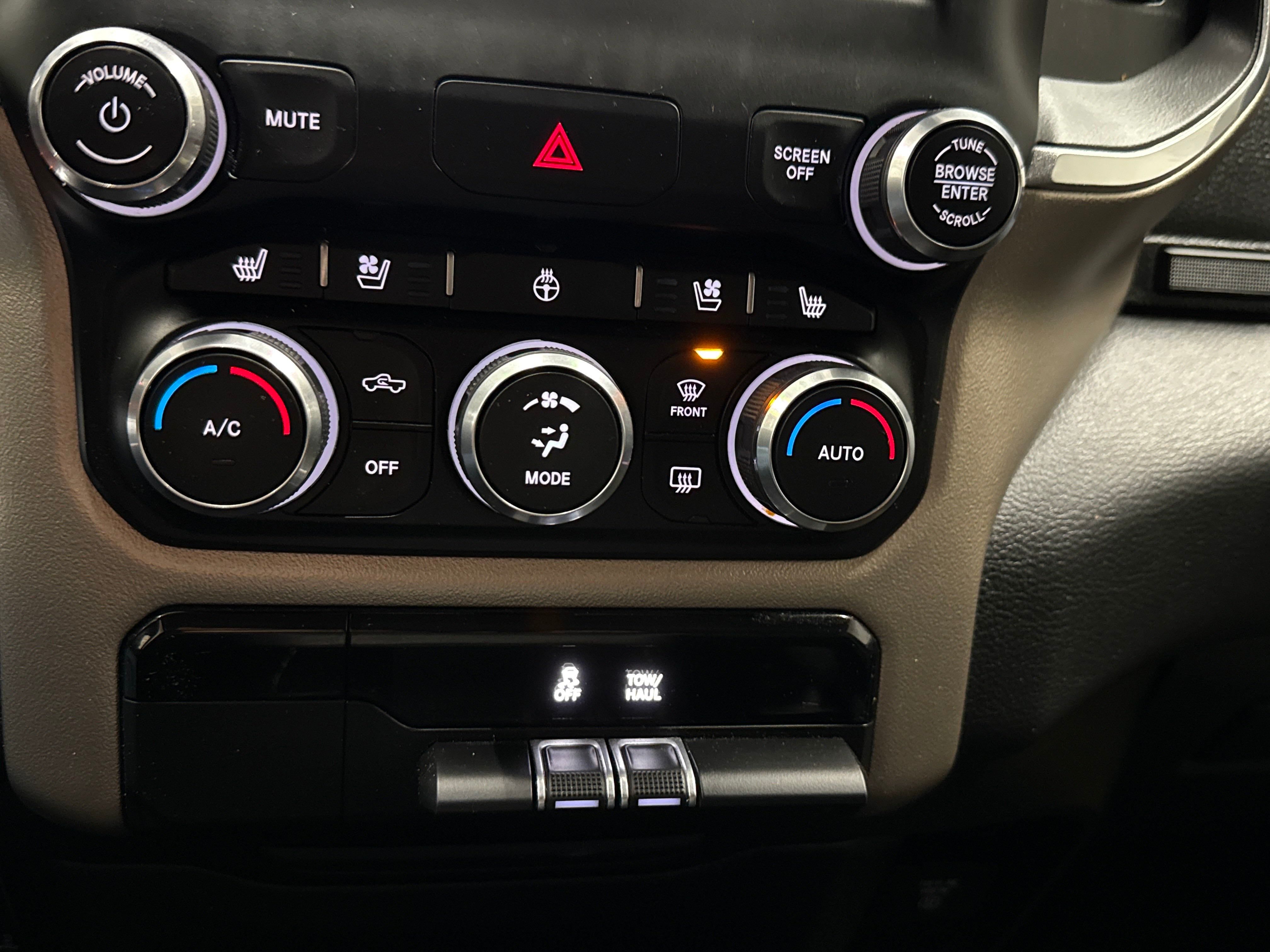 2019 RAM 1500 Laramie photo