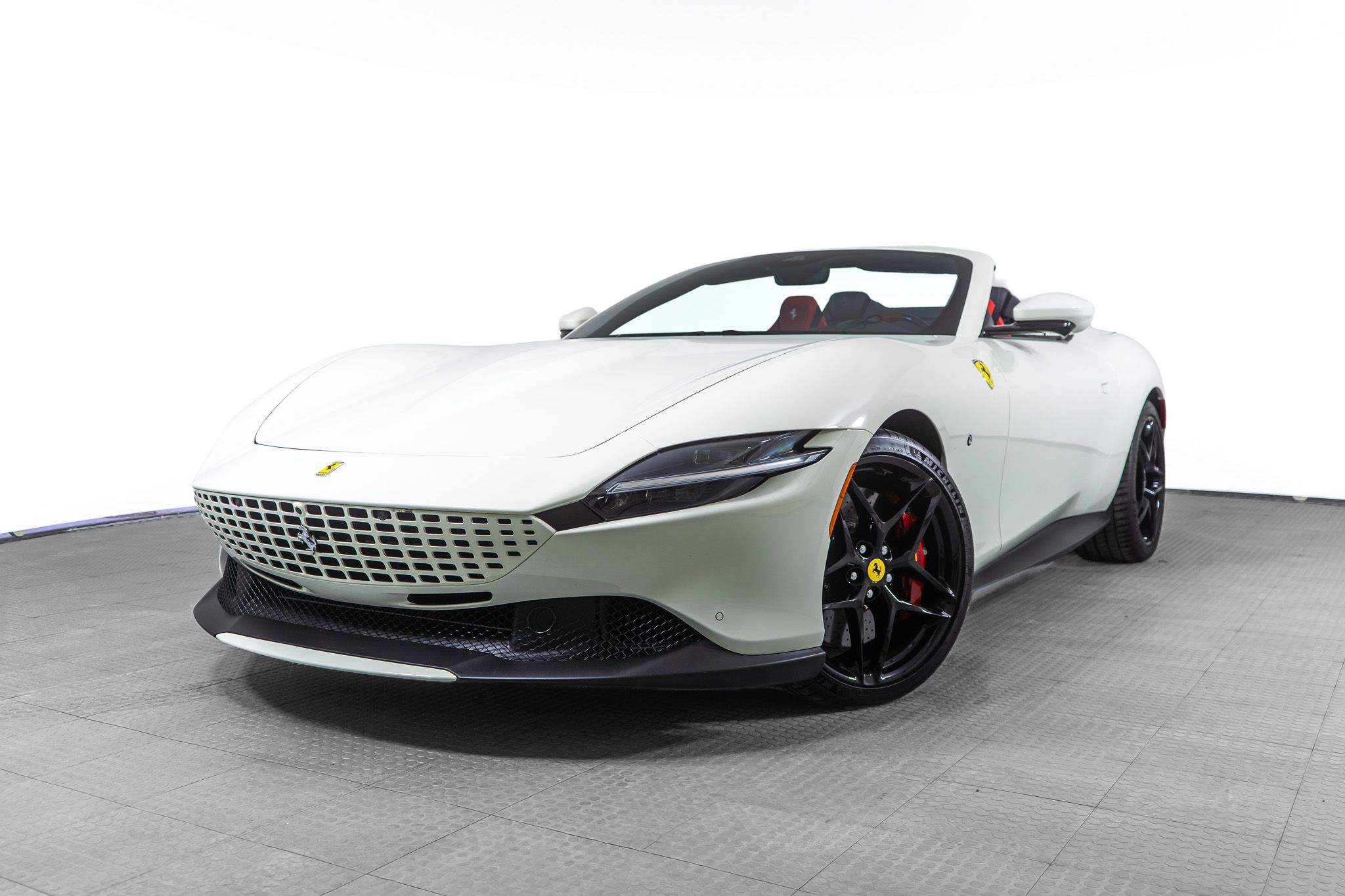 2025 Ferrari Roma Spider RWD