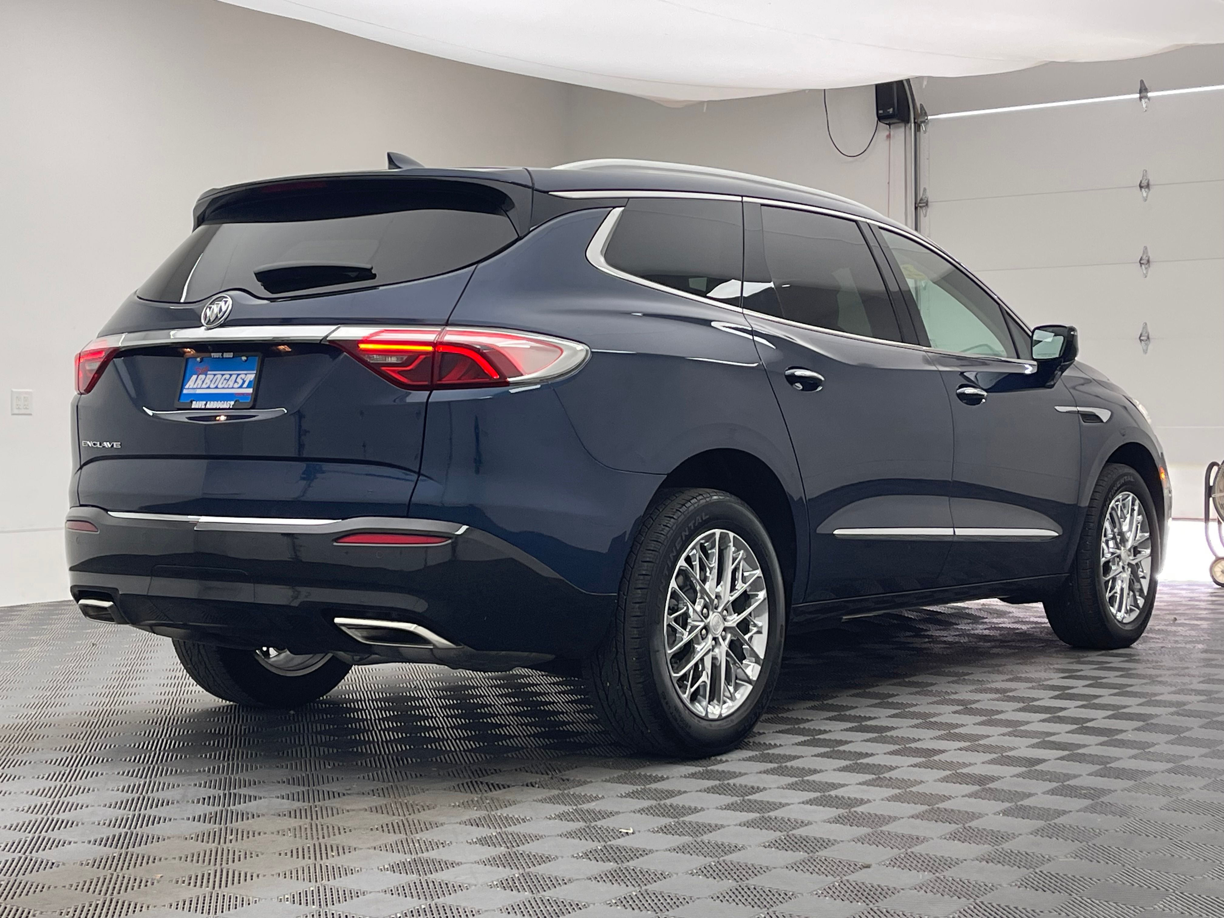Used 2023 Emperor Blue Metallic Buick Essence image 7