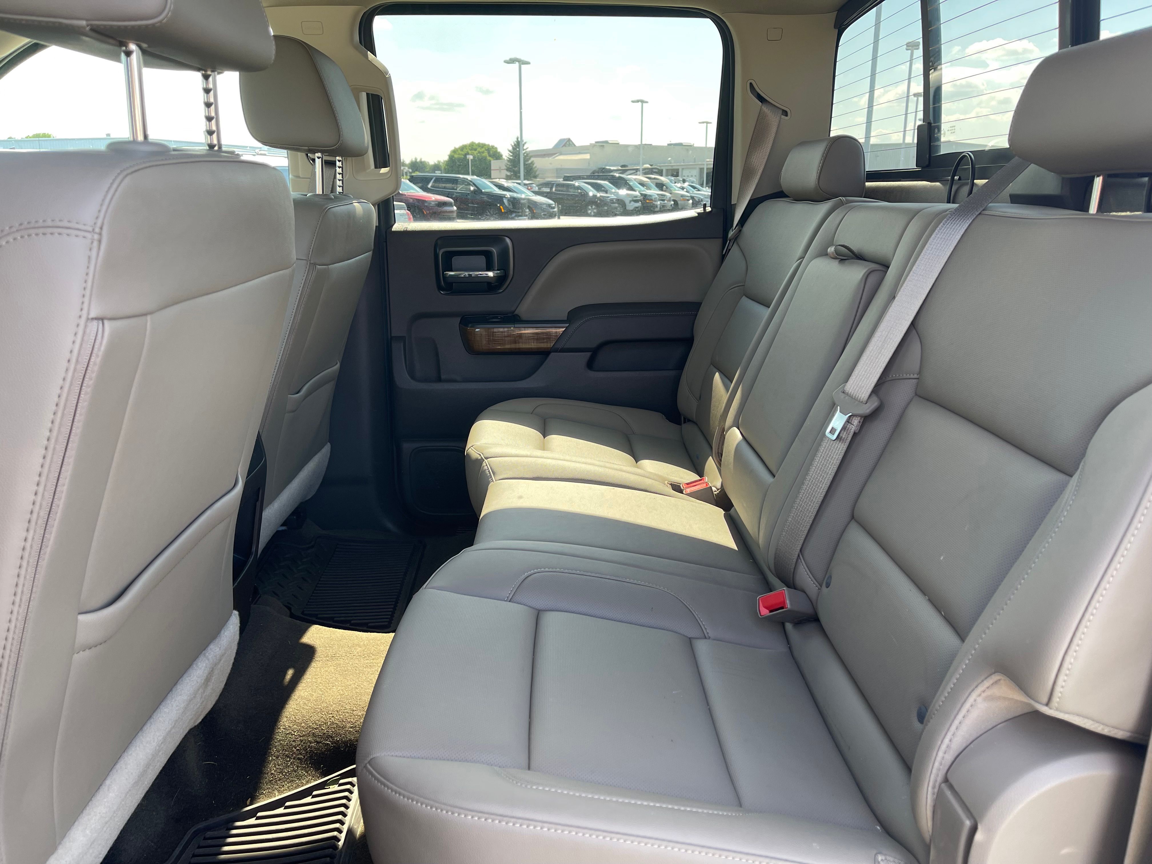 Used 2016 White Frost Tricoat GMC SLT image 14