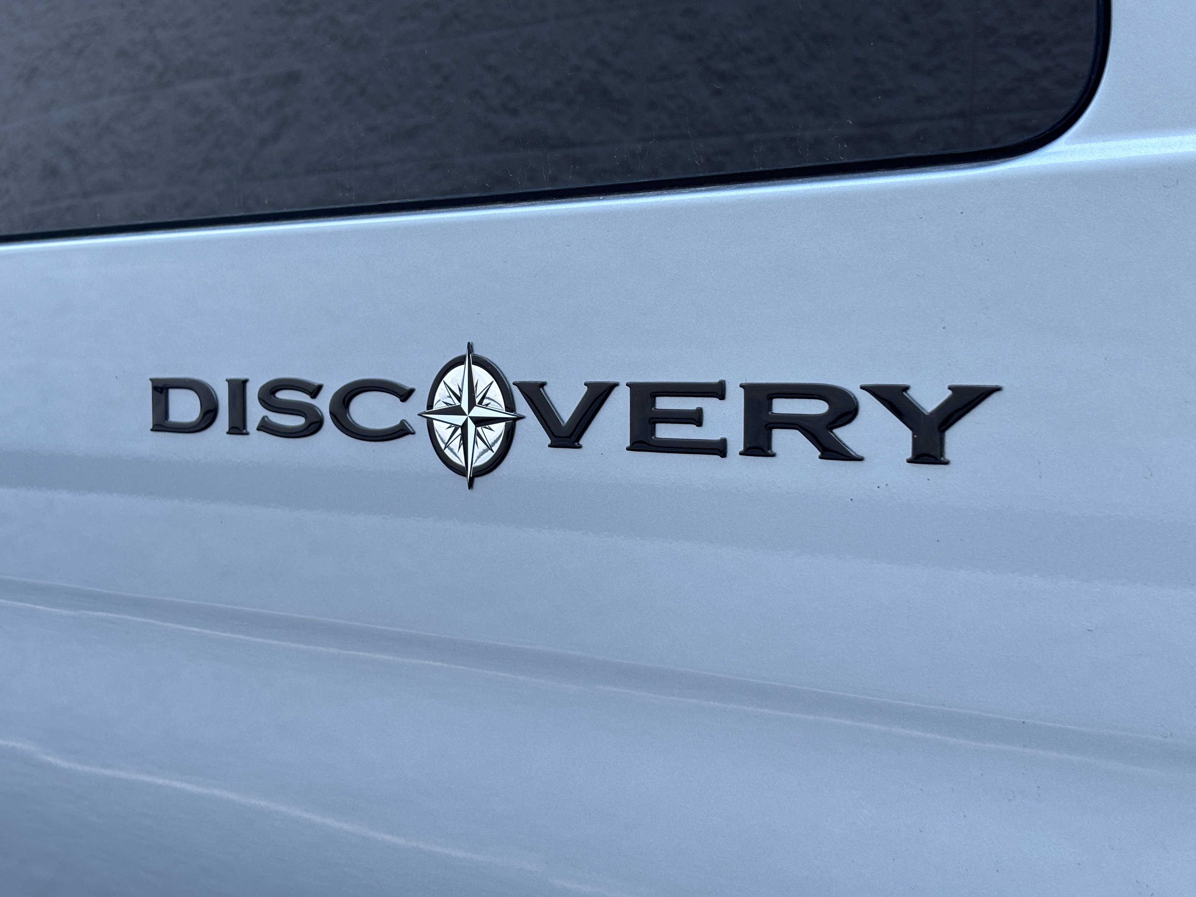 New 2027 Silver Mercedes-Benz Discovery Touring image 67