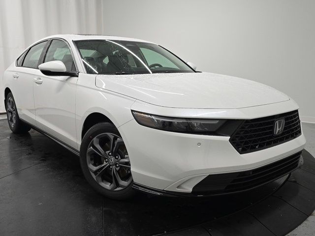 2025 Honda Accord Hybrid EX-L photo