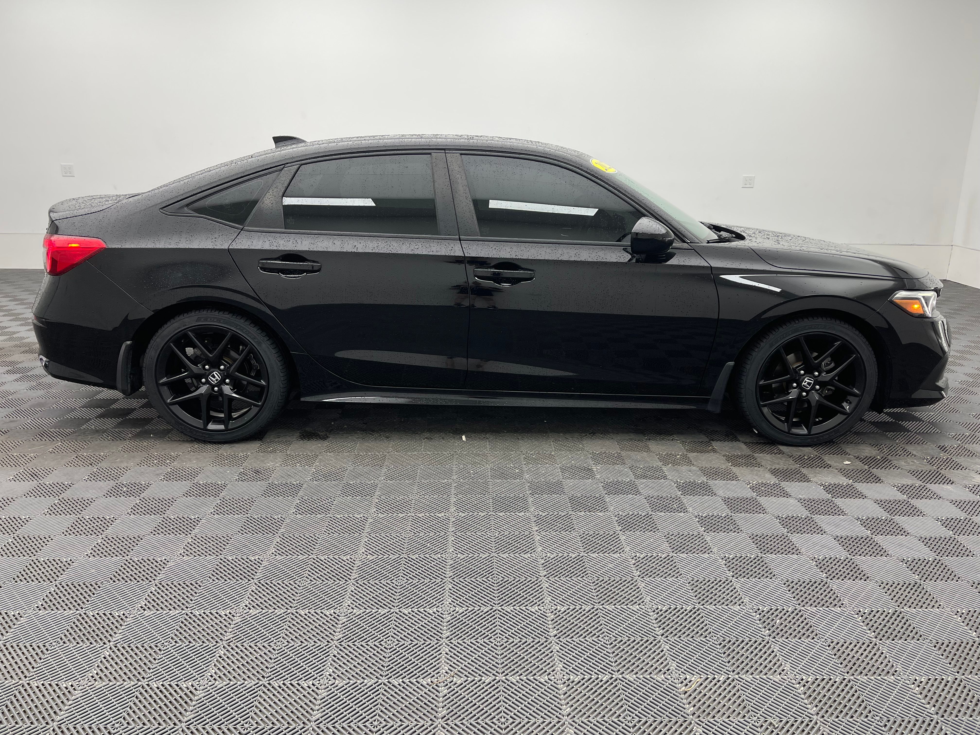 Used 2022 Crystal Black Pearl Honda Sport image 5