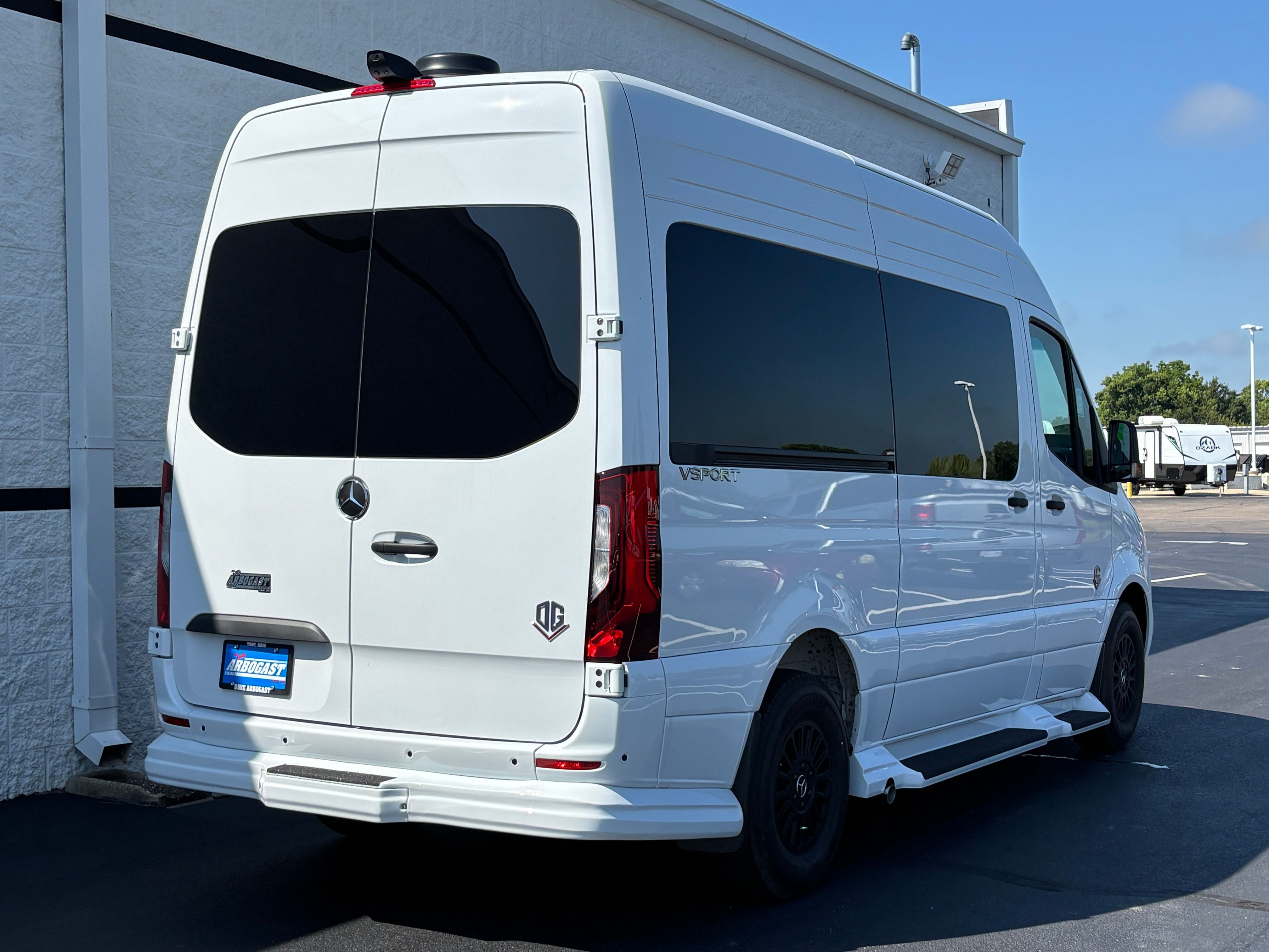 New 2027 White Mercedes-Benz Discovery Touring image 8