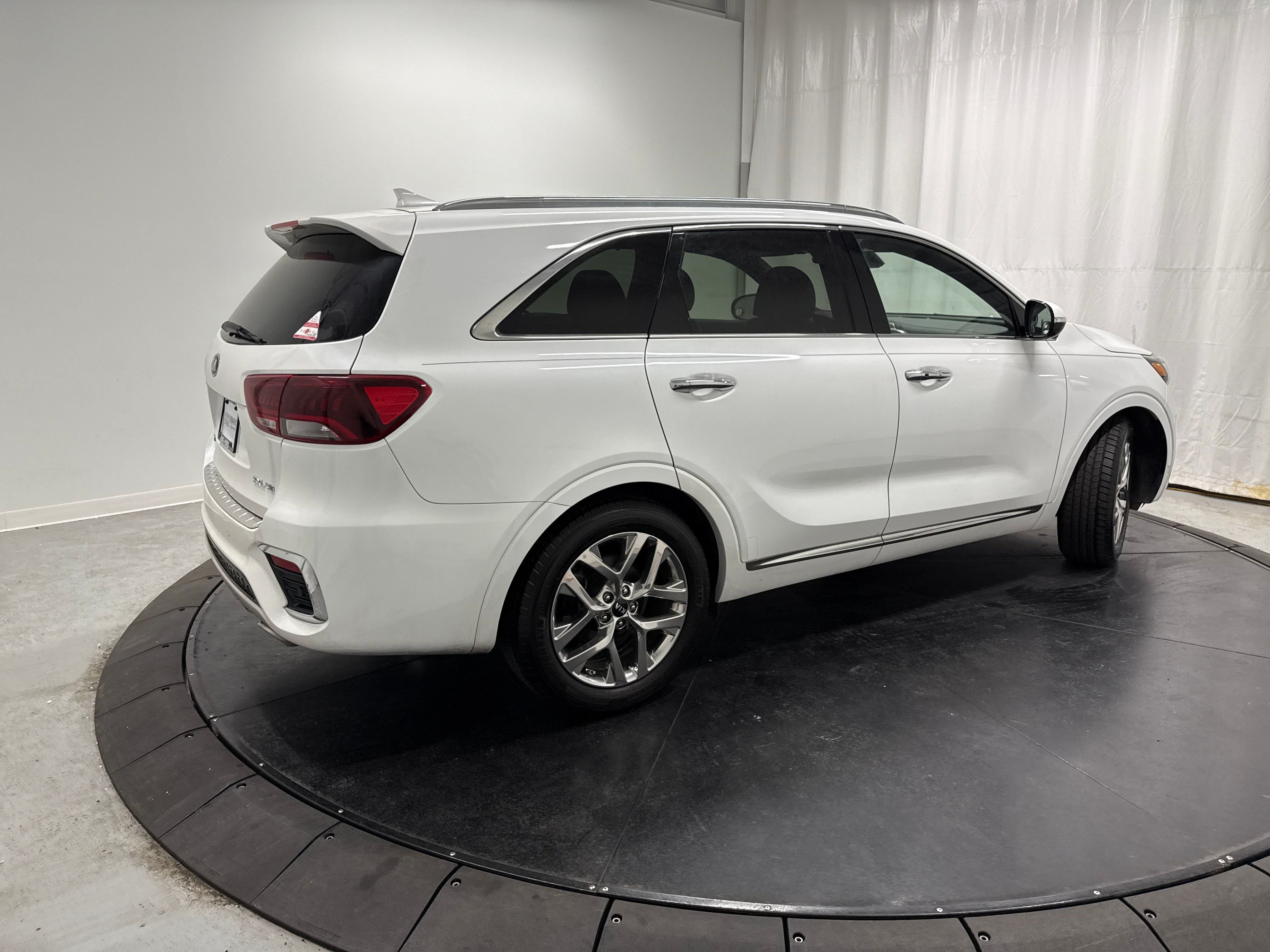 2019 Kia Sorento SX Limited photo