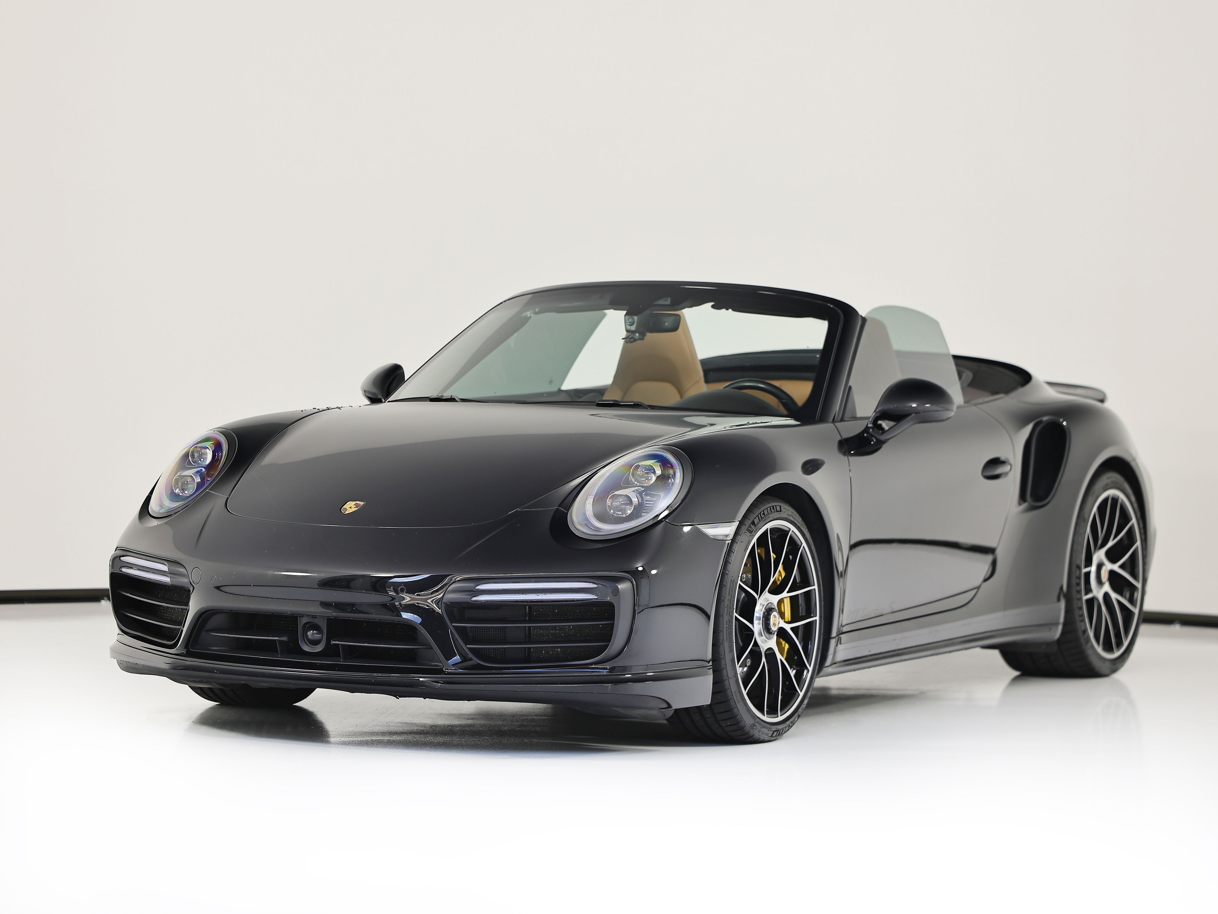 2019 Porsche 911 Turbo S Cabriolet AWD