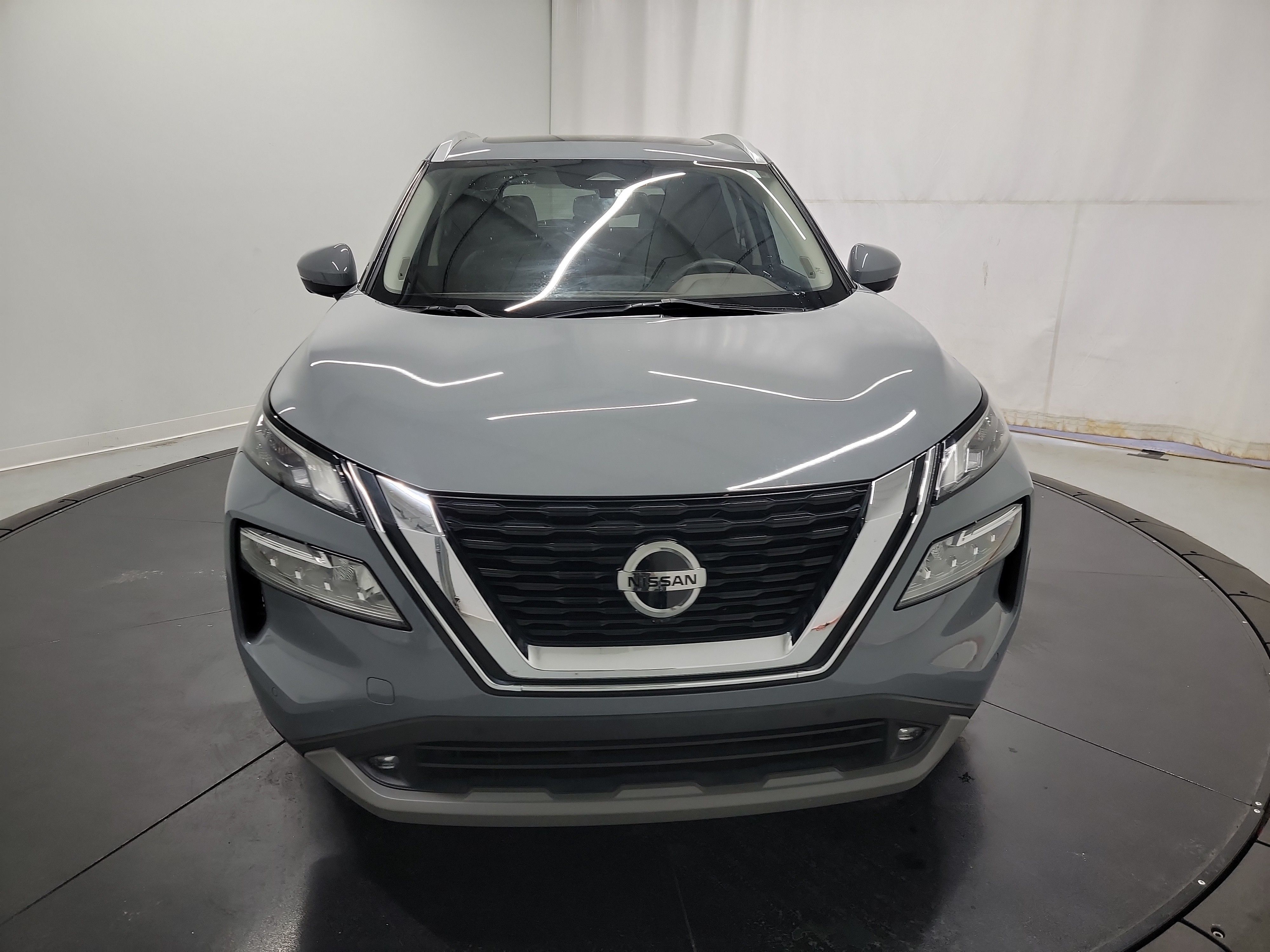 2021 Nissan Rogue SL photo