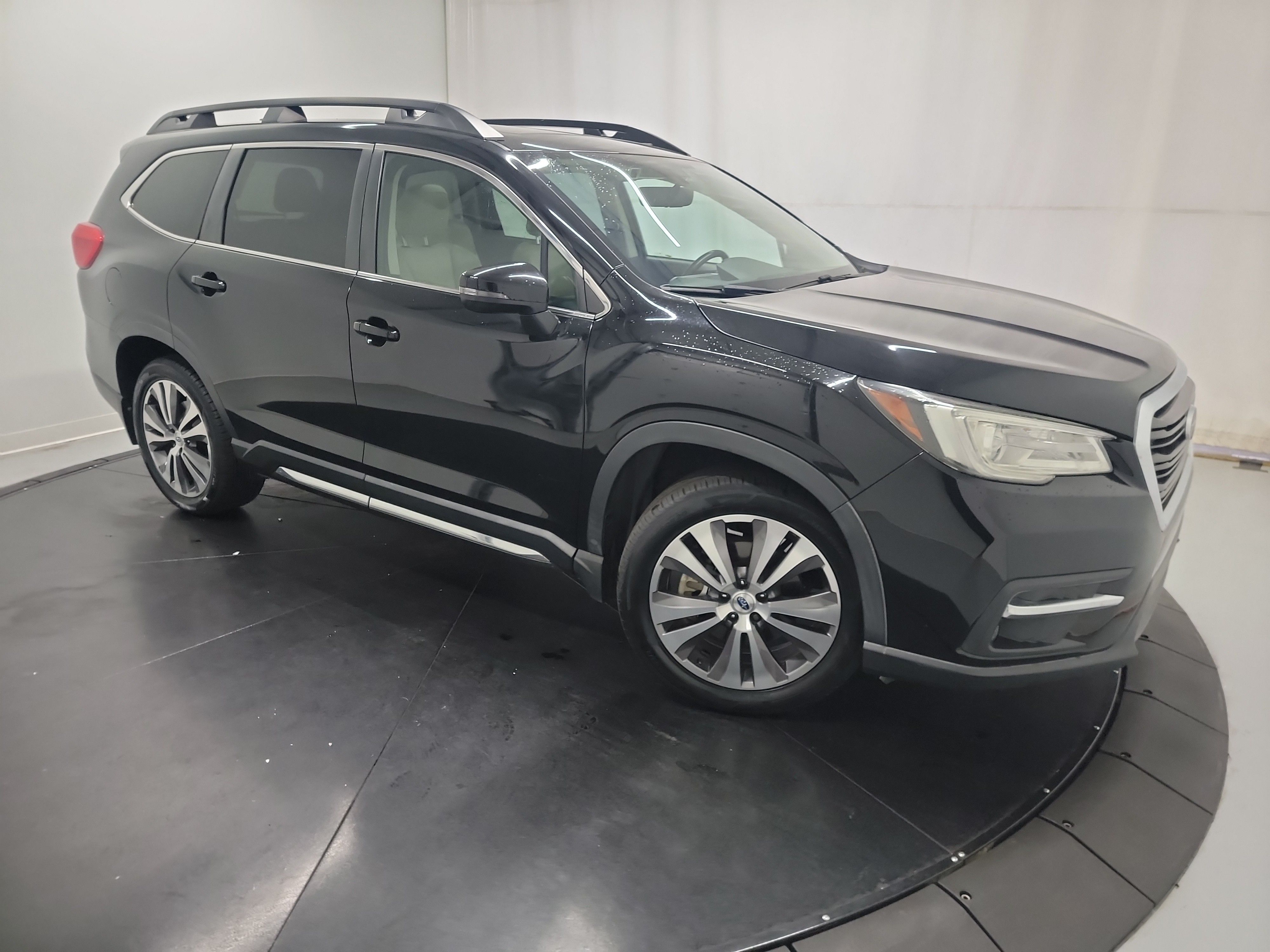 2019 Subaru Ascent Limited photo