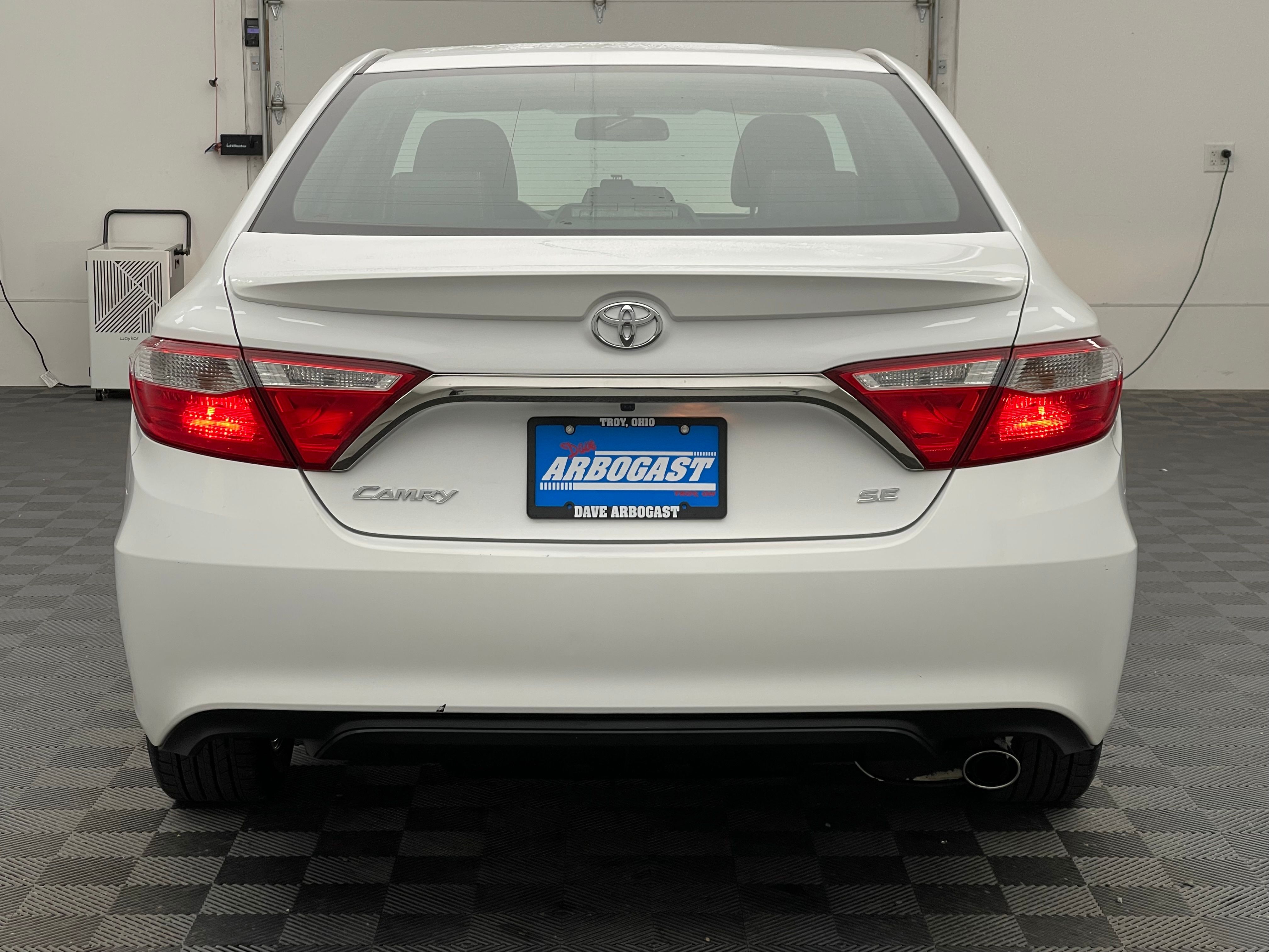 Used 2016 Super White Toyota SE image 7