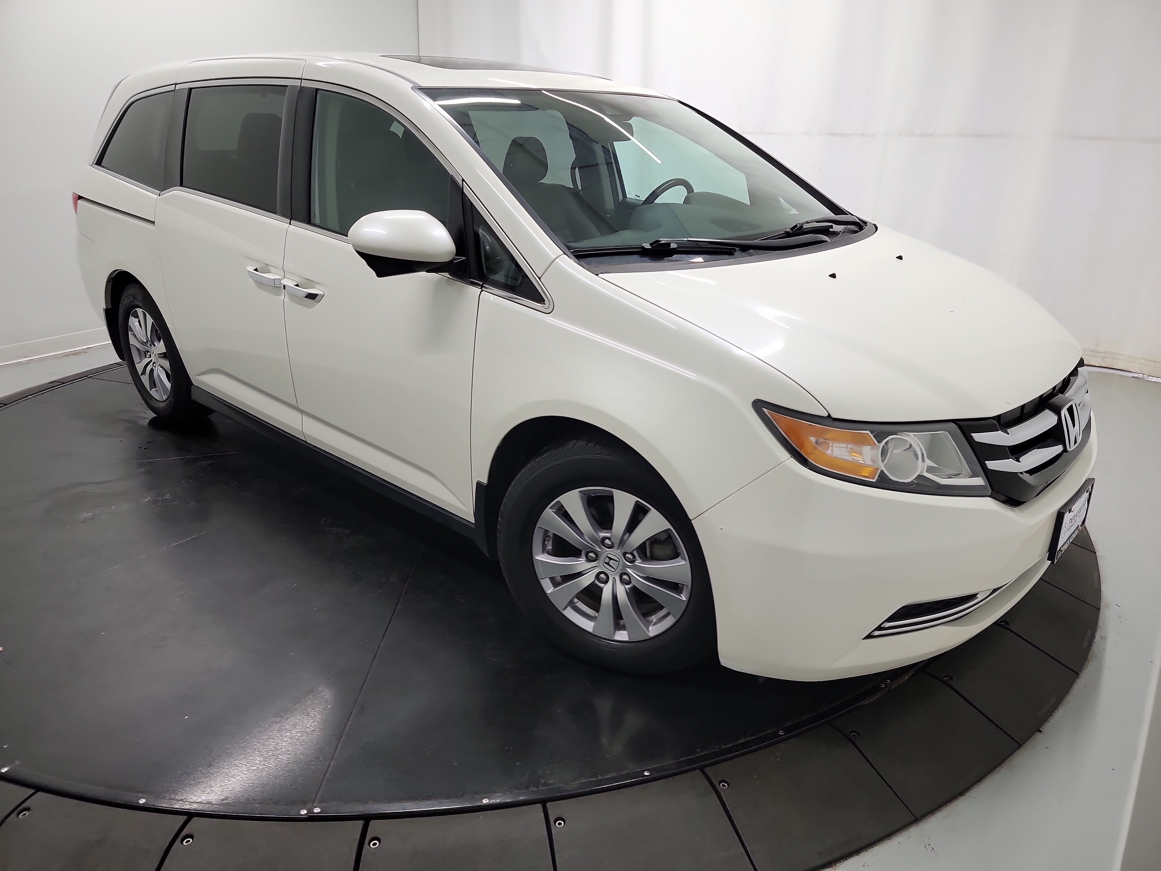 2016 Honda Odyssey EX-L photo