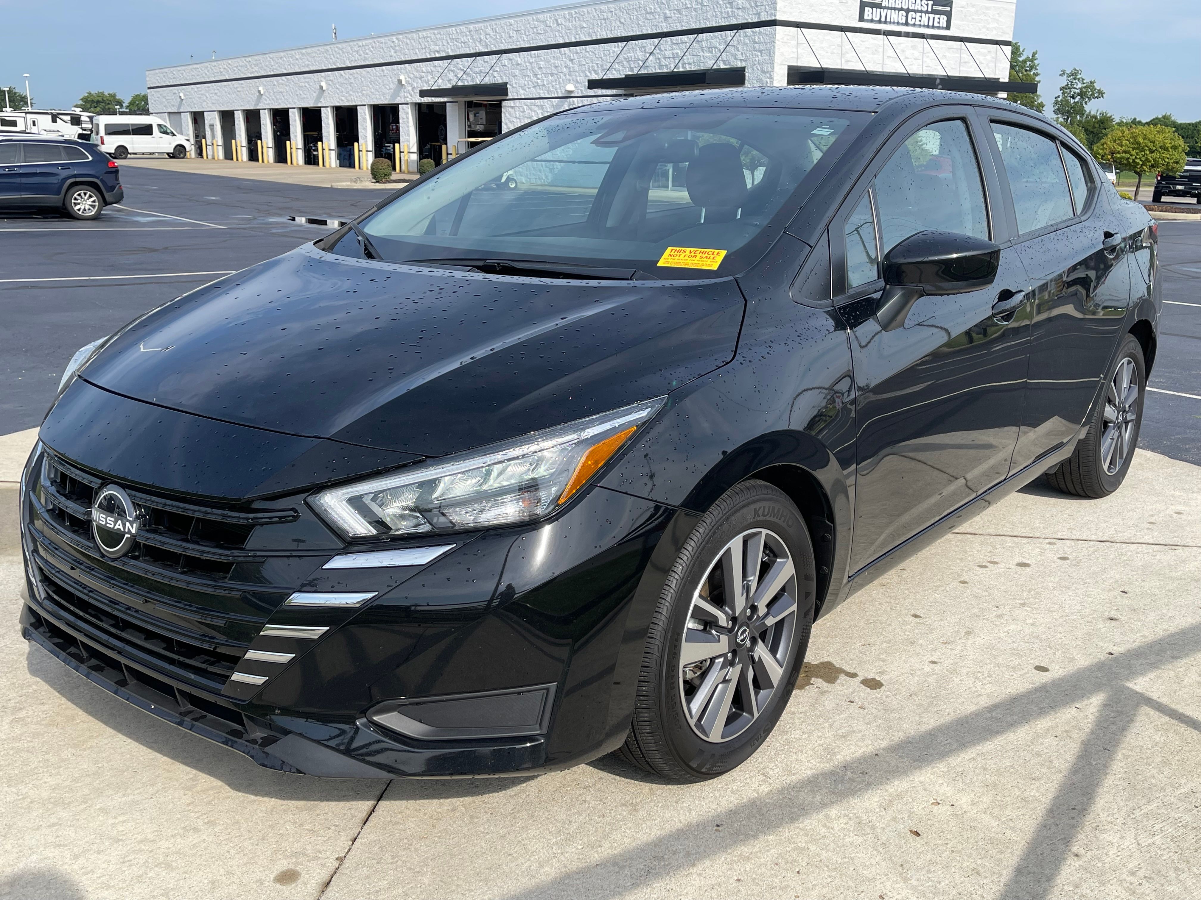 Used 2025 Super Black Metallic Nissan 1.6 SV image 3