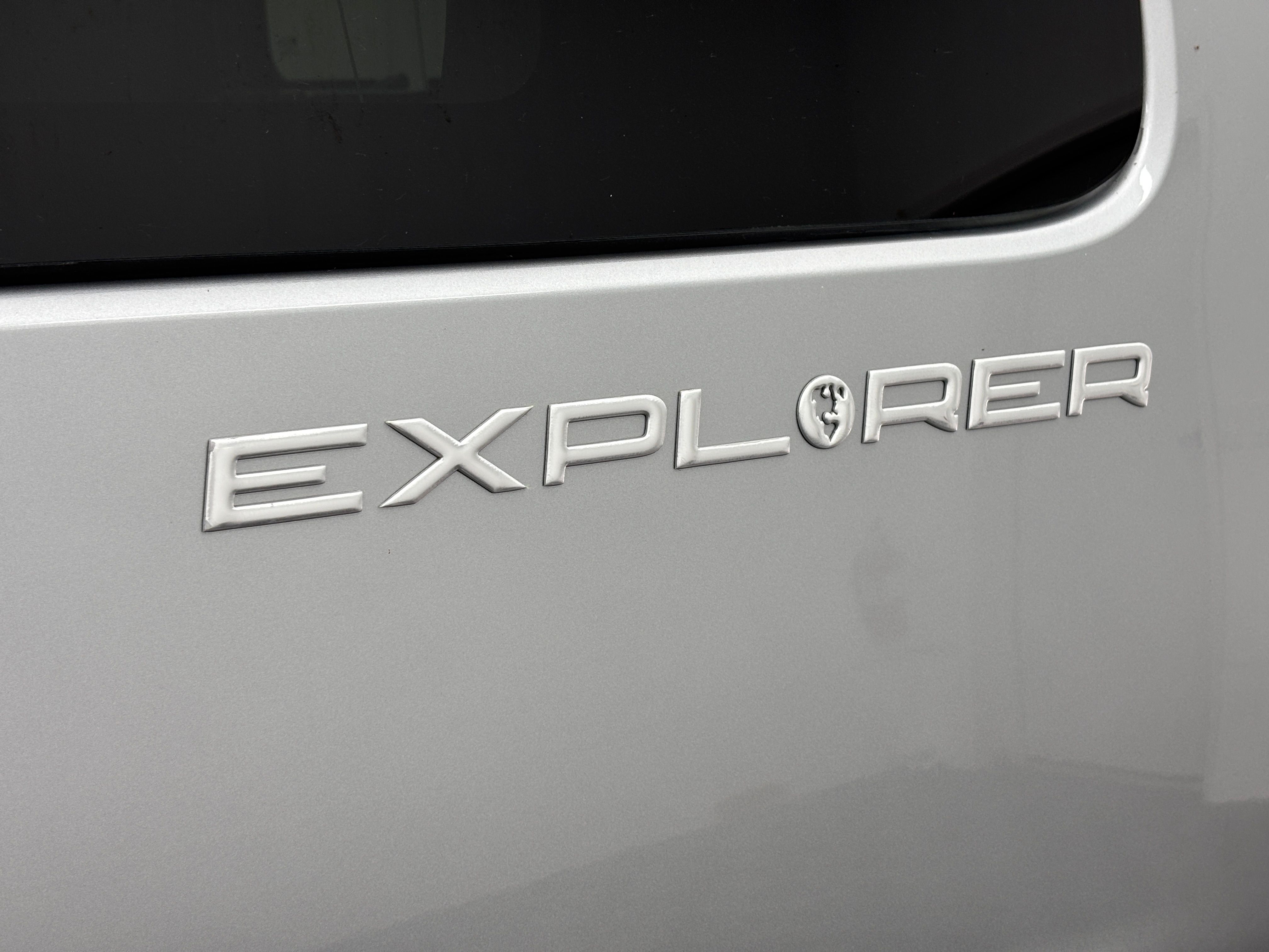 Used 2017 Silver Ice Metallic Chevrolet Explorer Limited SE image 55