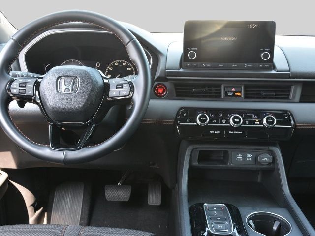 Used 2025 Honda Pilot SUV