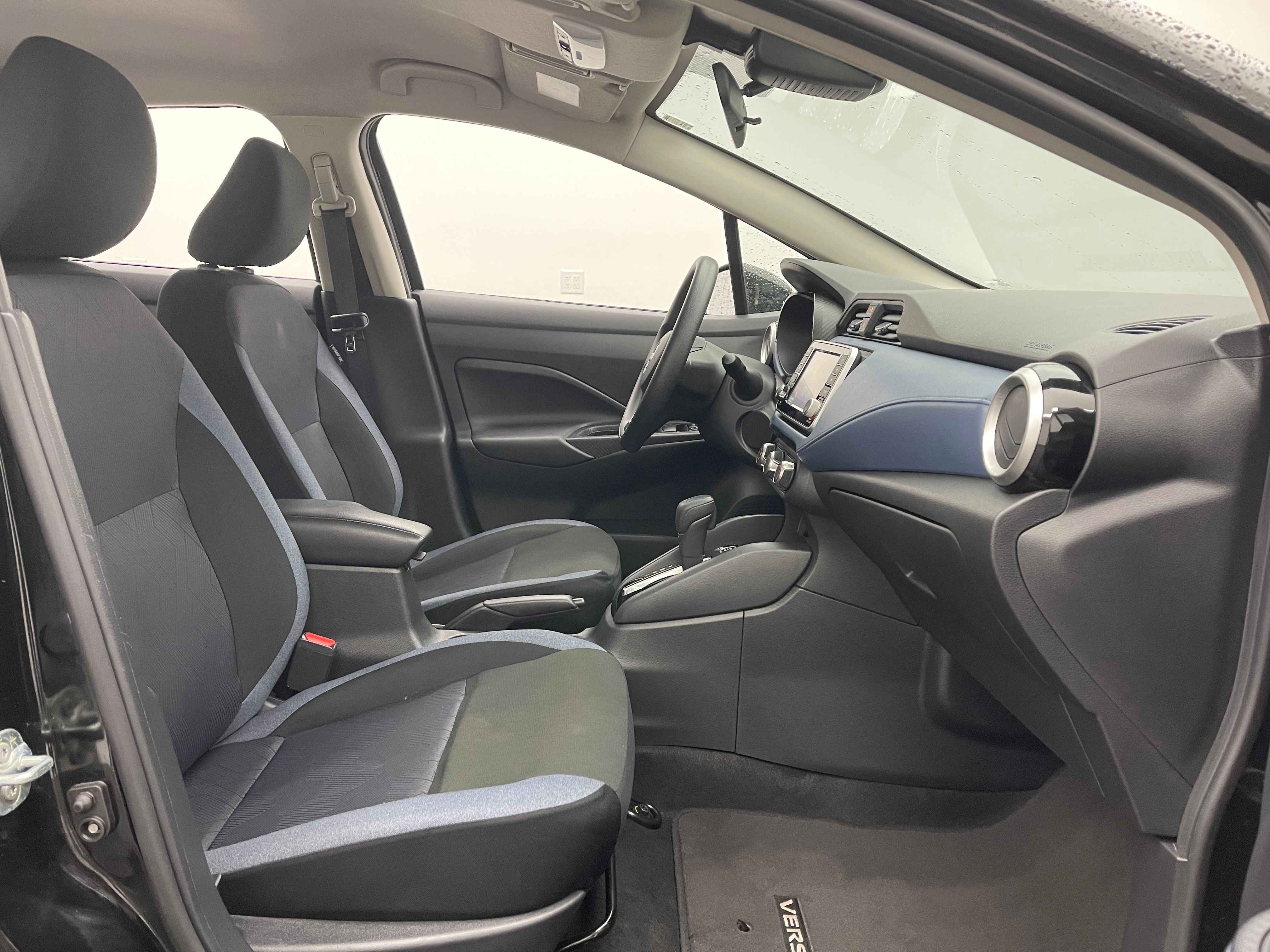 Used 2025 Super Black Metallic Nissan 1.6 SV image 27