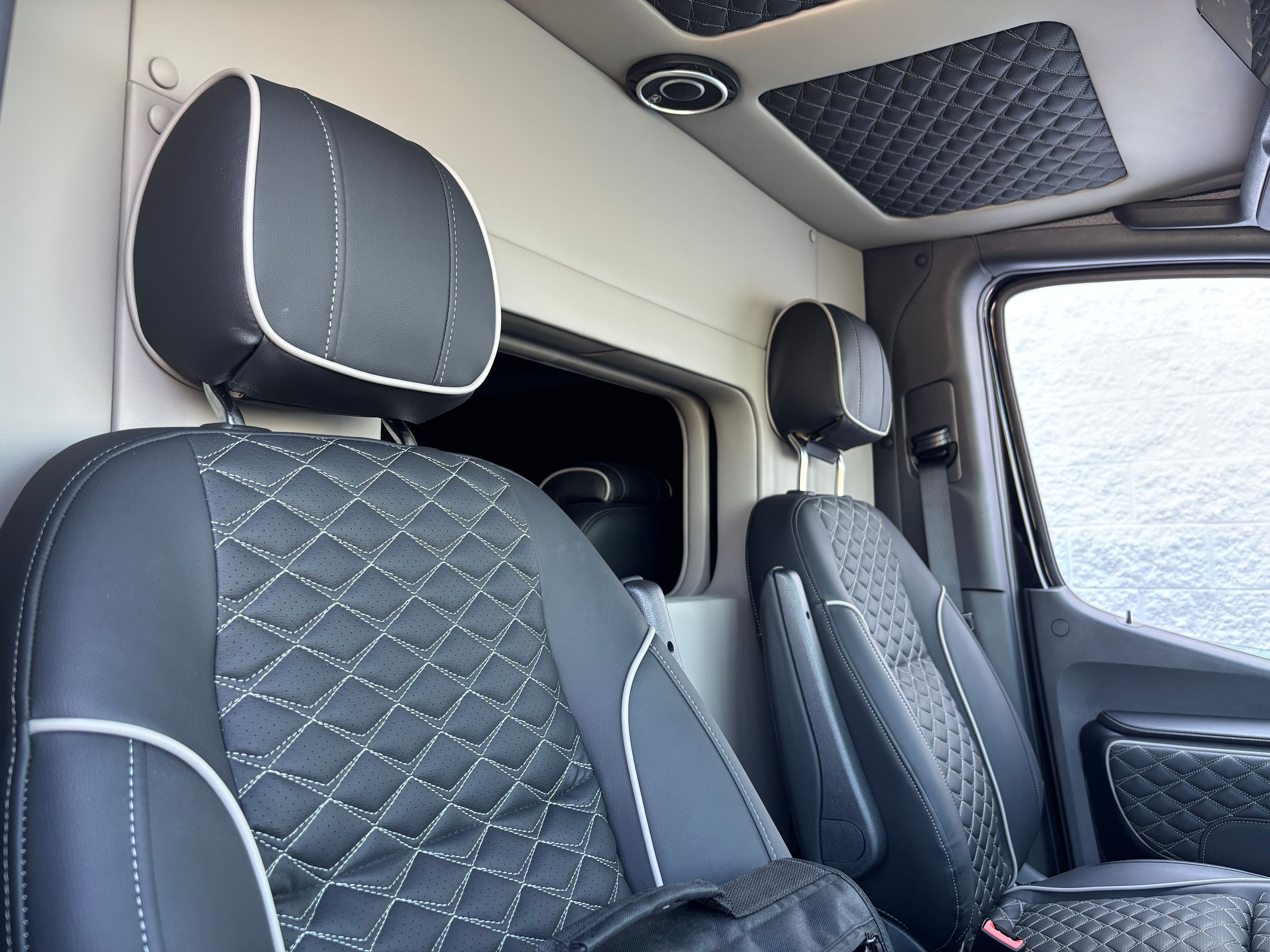 New 2027 Black Mercedes-Benz OGV VDrive image 25