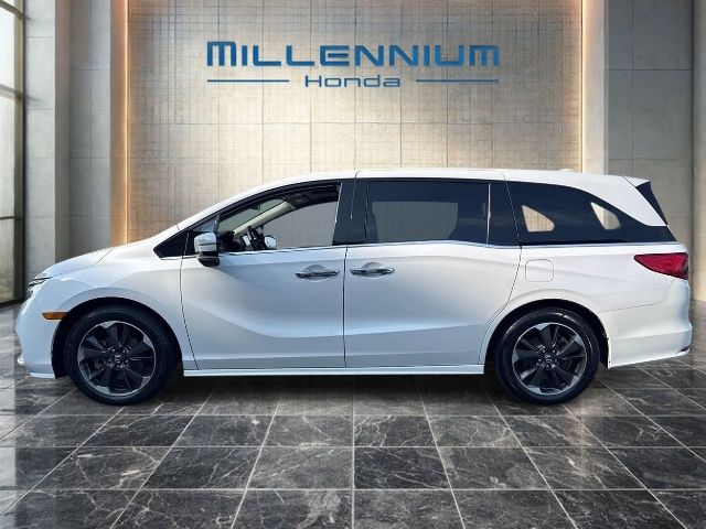 Used 2024 Honda Odyssey Van