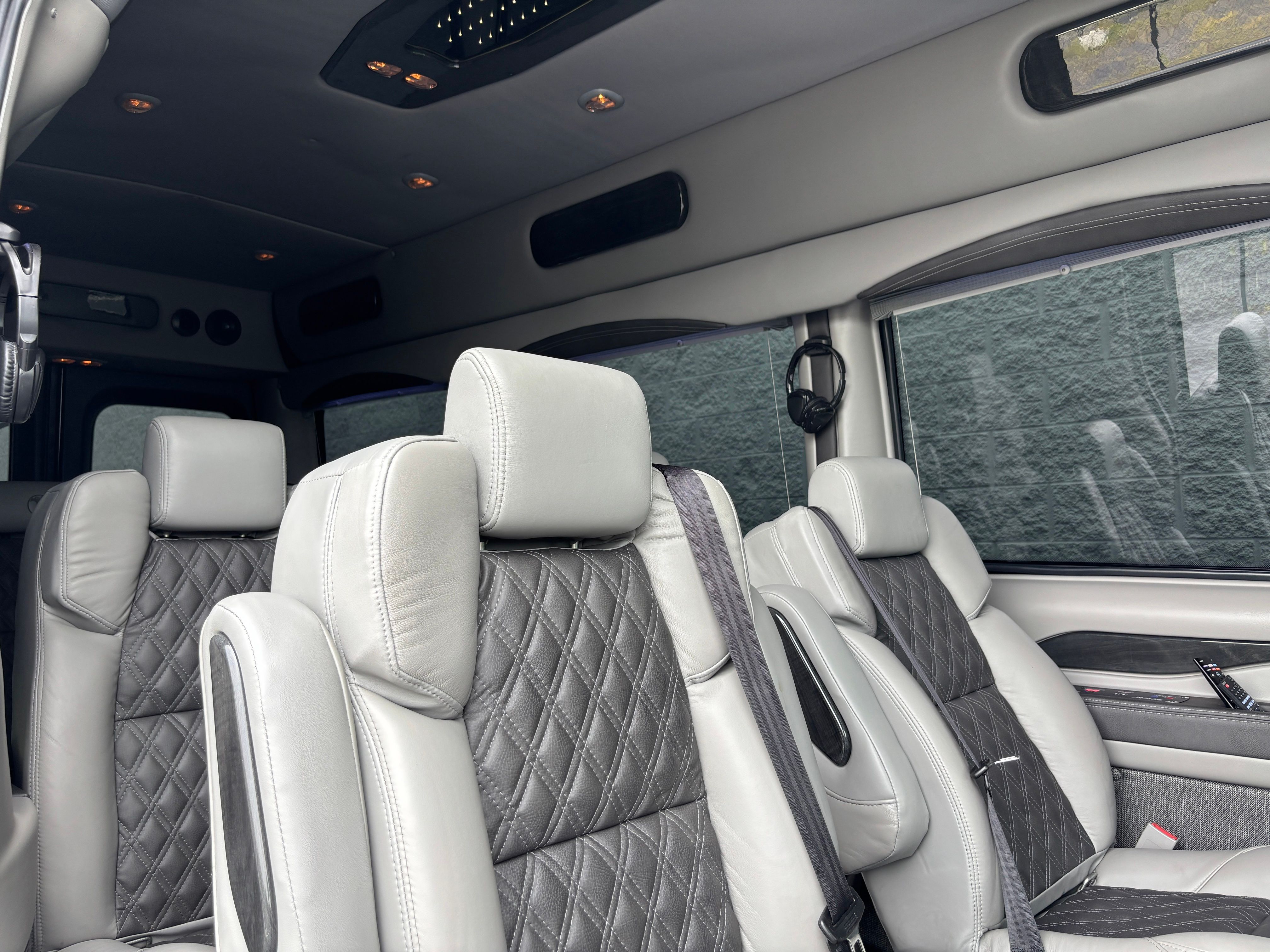 Used 2023 Black Mercedes-Benz Explorer Limited SE image 42