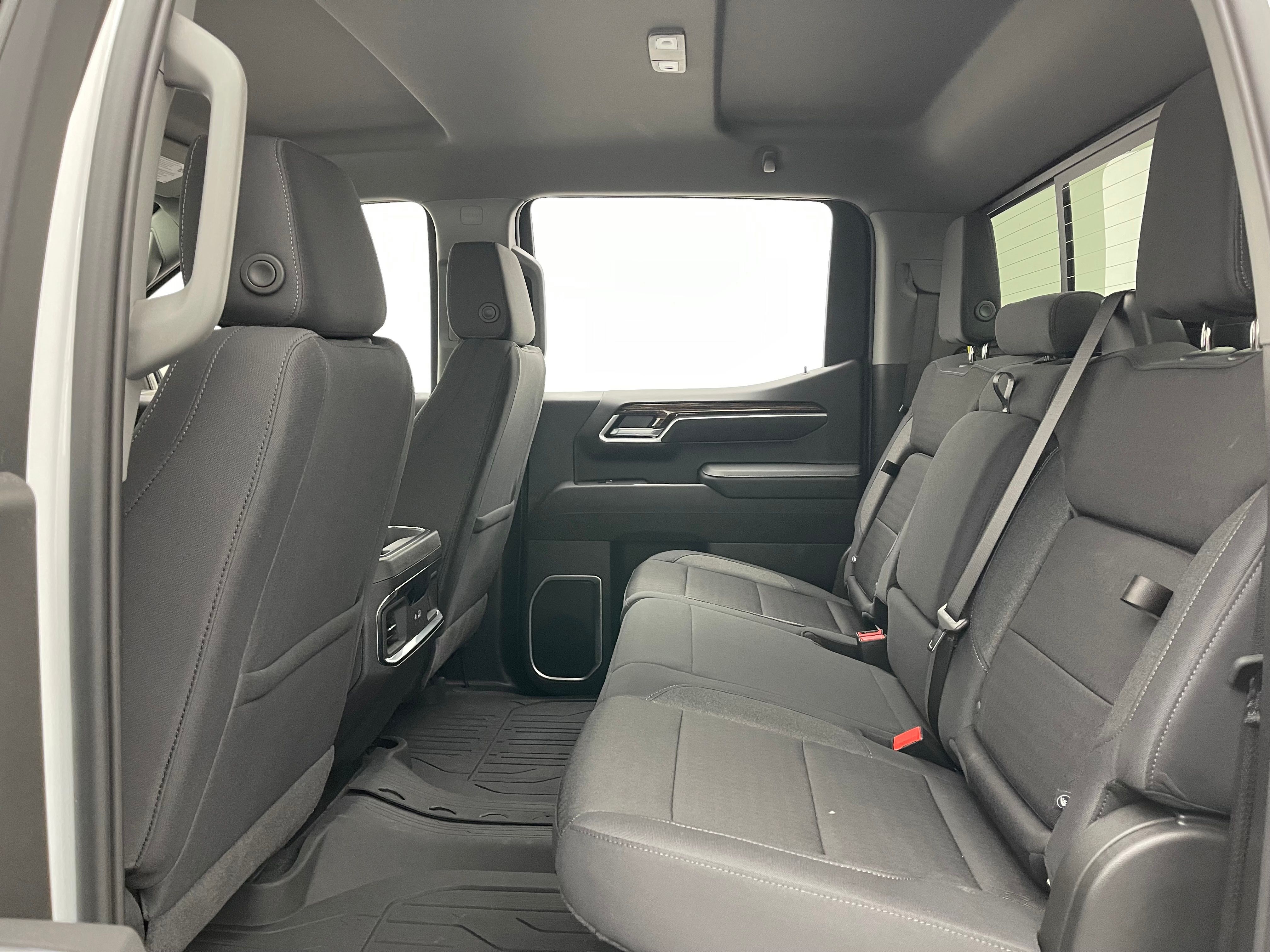 New 2026 Summit White GMC Elevation image 37