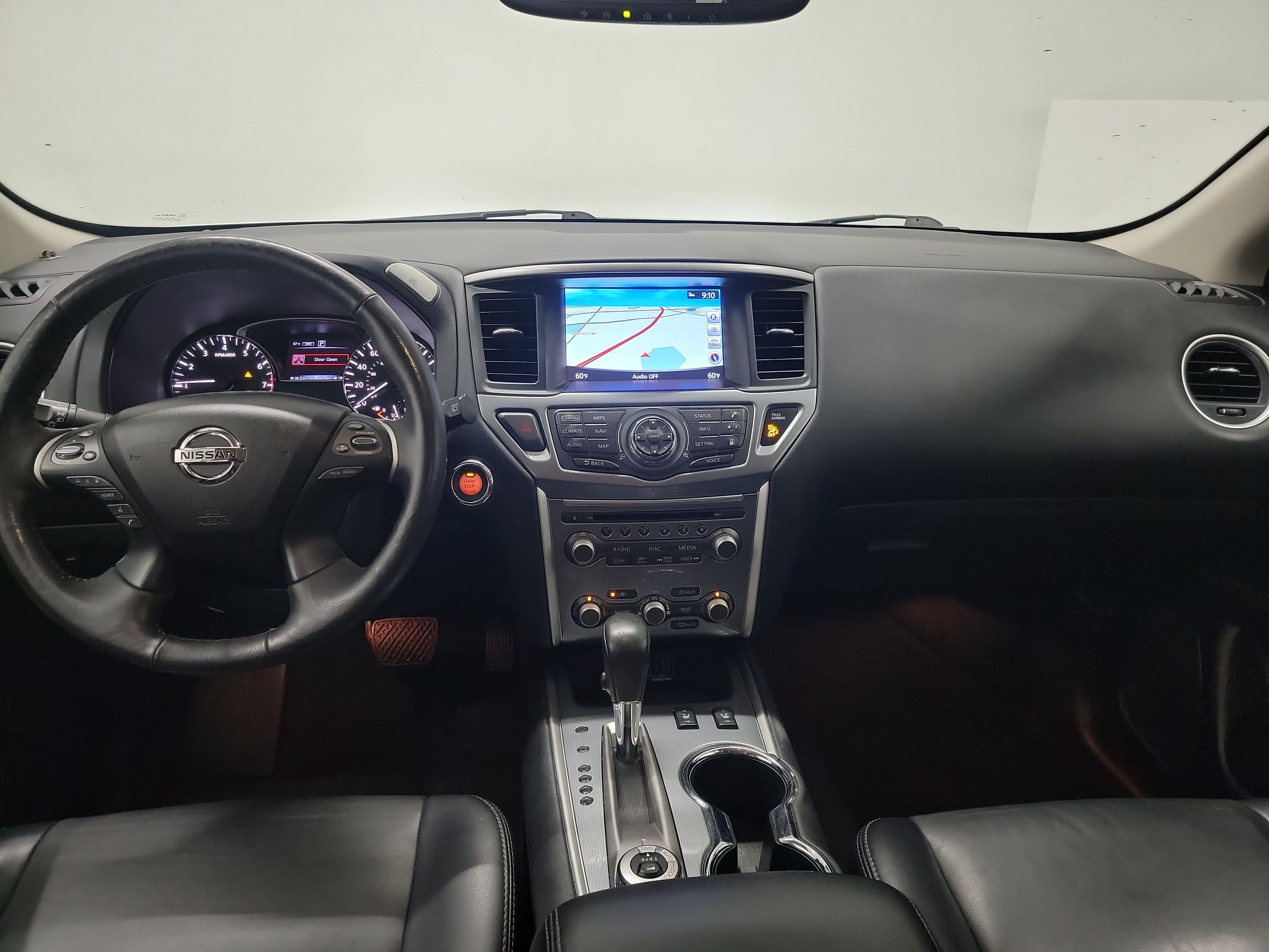 2019 Nissan Pathfinder SL photo