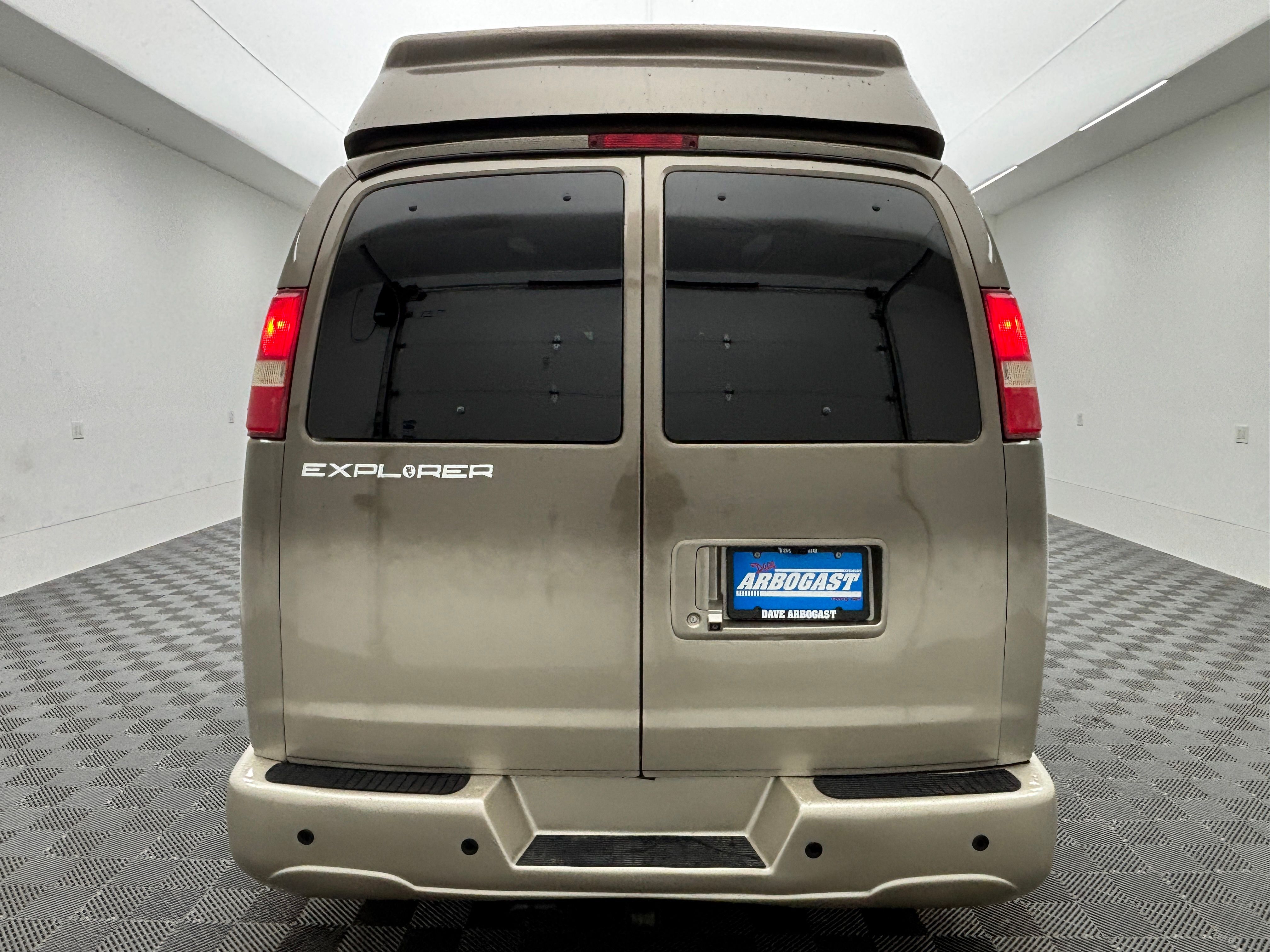 Used 2017 Brownstone Metallic Chevrolet Explorer Limited SE image 3