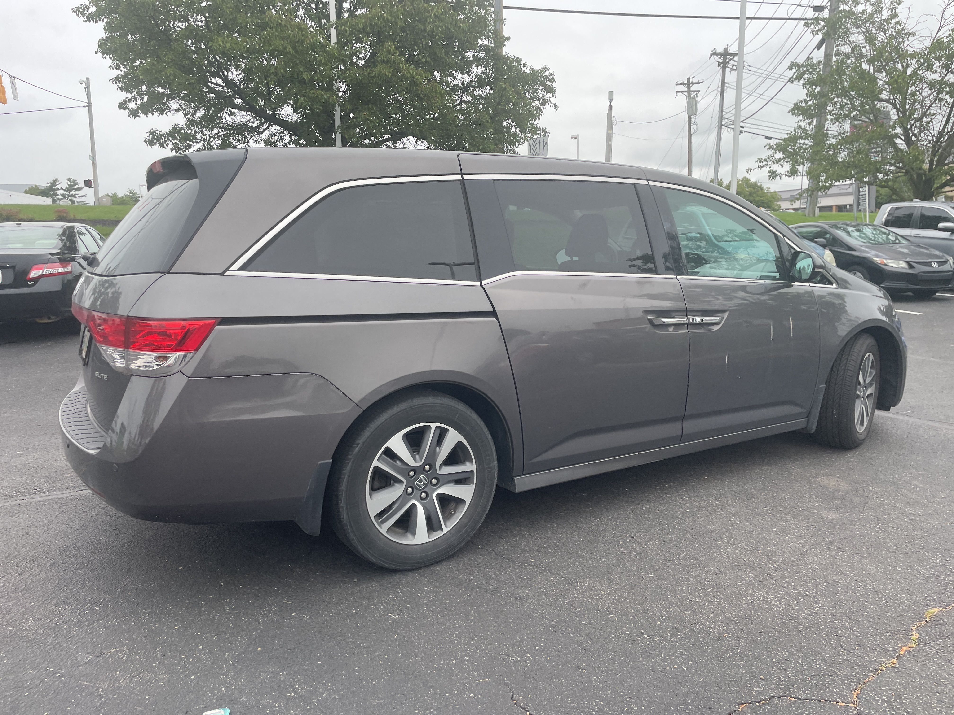 2015 Honda Odyssey Touring Elite photo