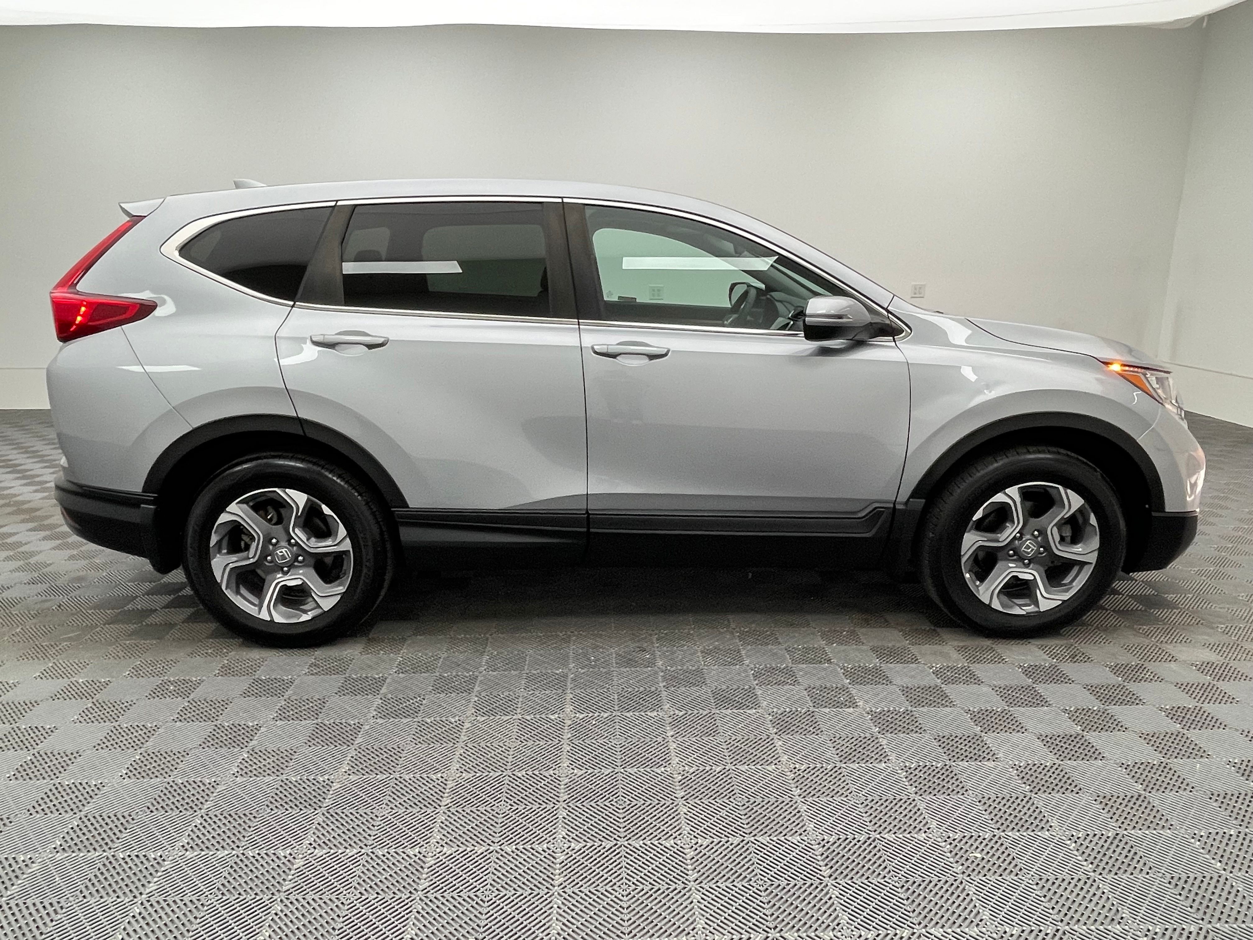Used 2018 Silver Honda EX image 7