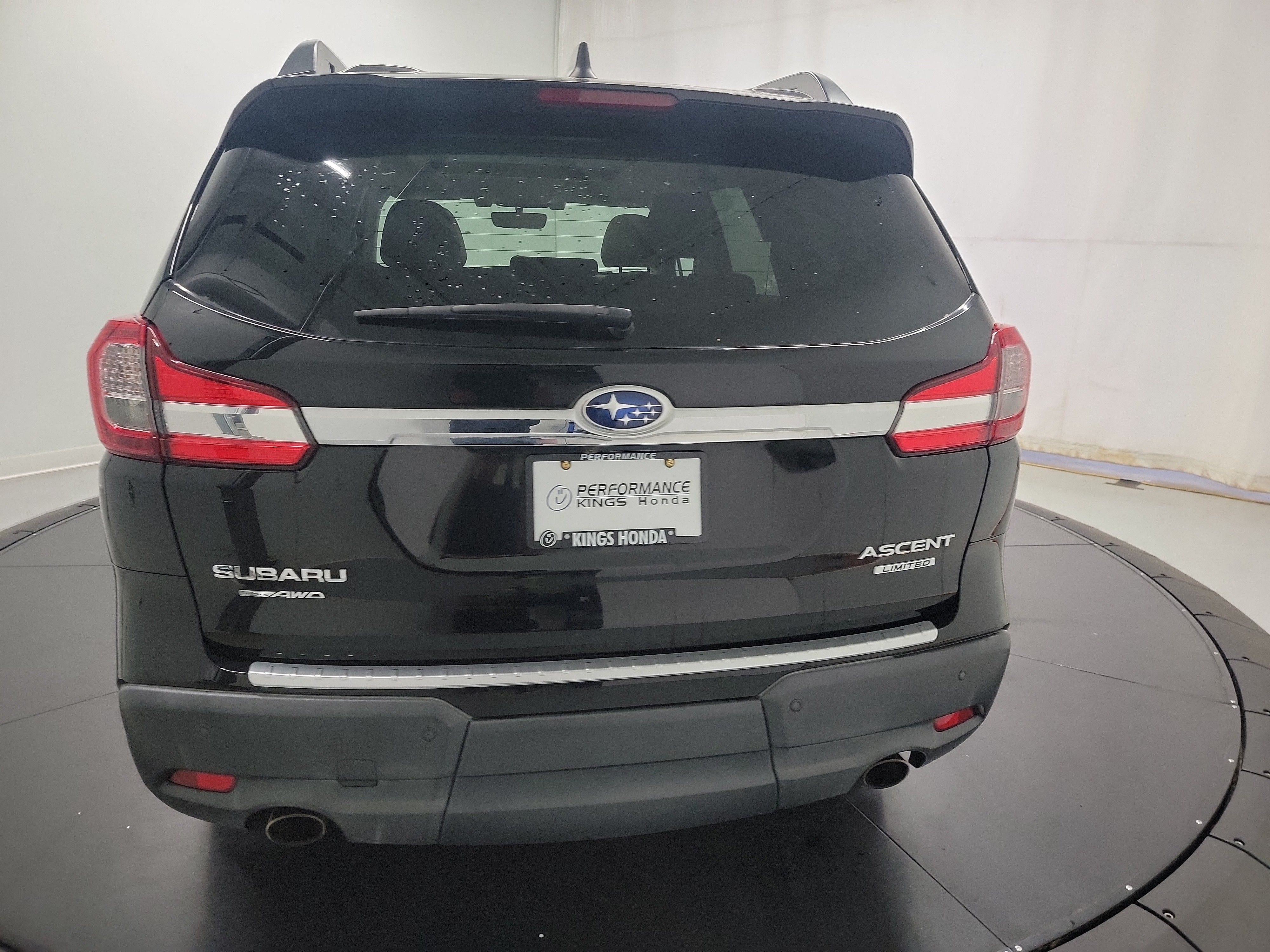 2019 Subaru Ascent Limited photo