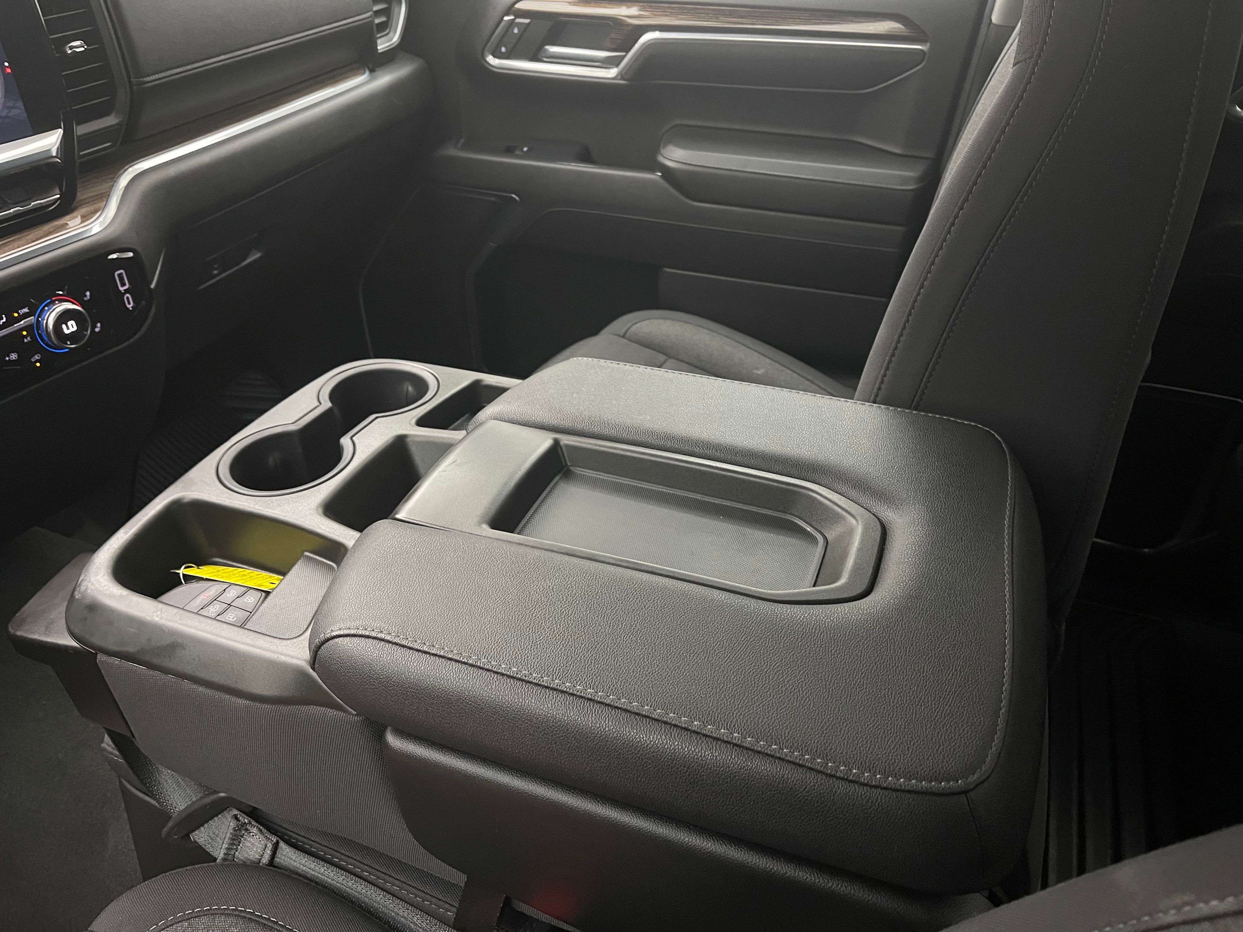 Used 2023 Sterling Metallic GMC Elevation image 22