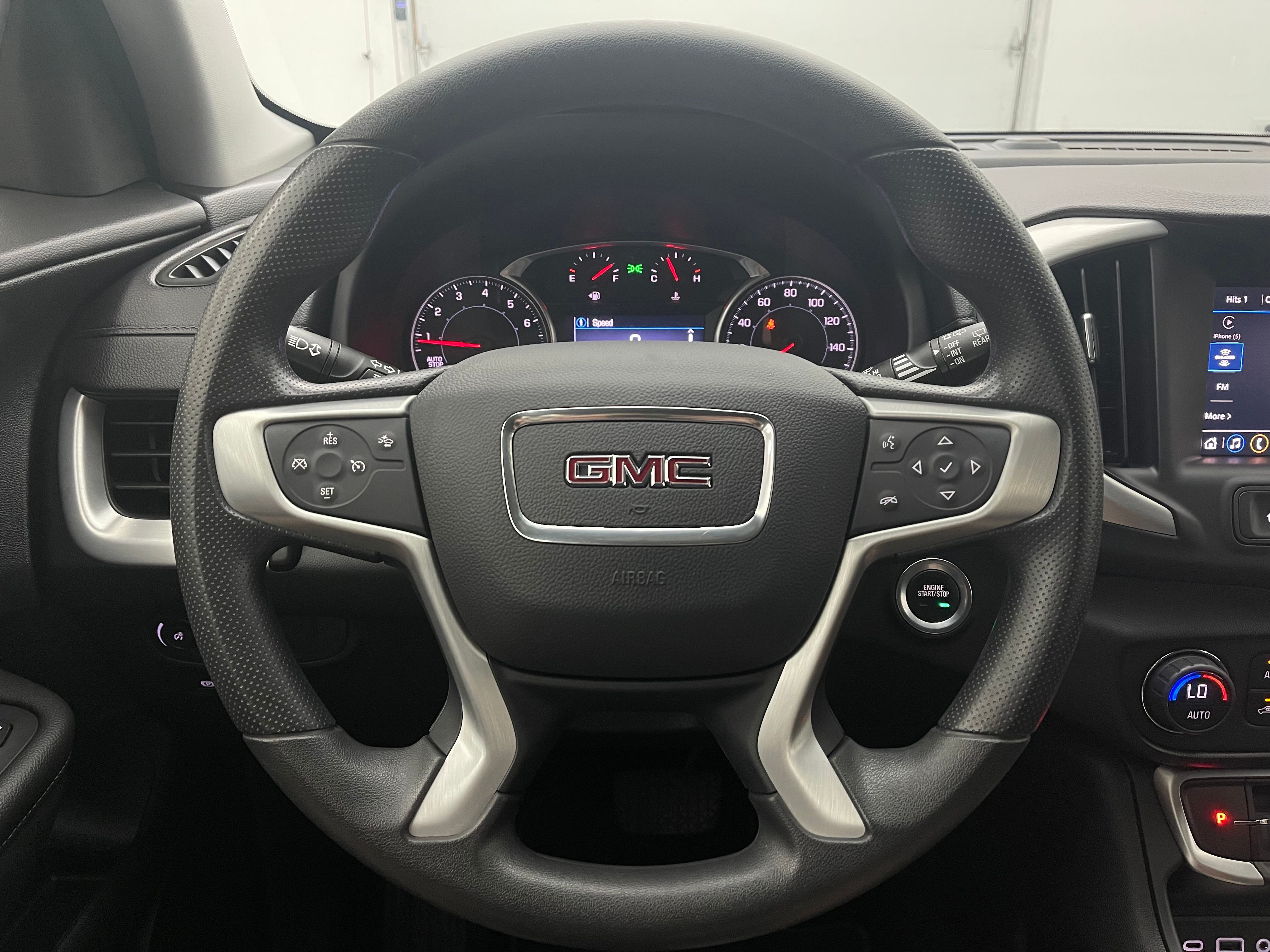 Used 2022 Ebony Twilight Metallic GMC SLE image 18