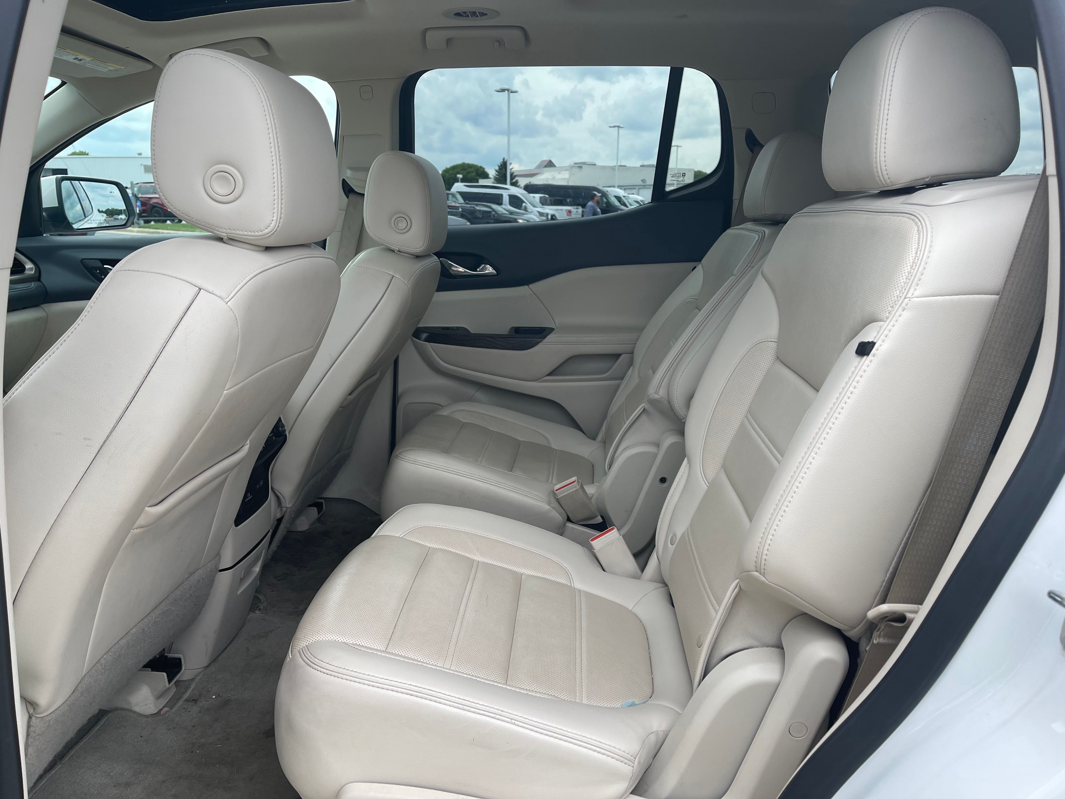 Used 2020 White Frost Tricoat GMC Denali image 15