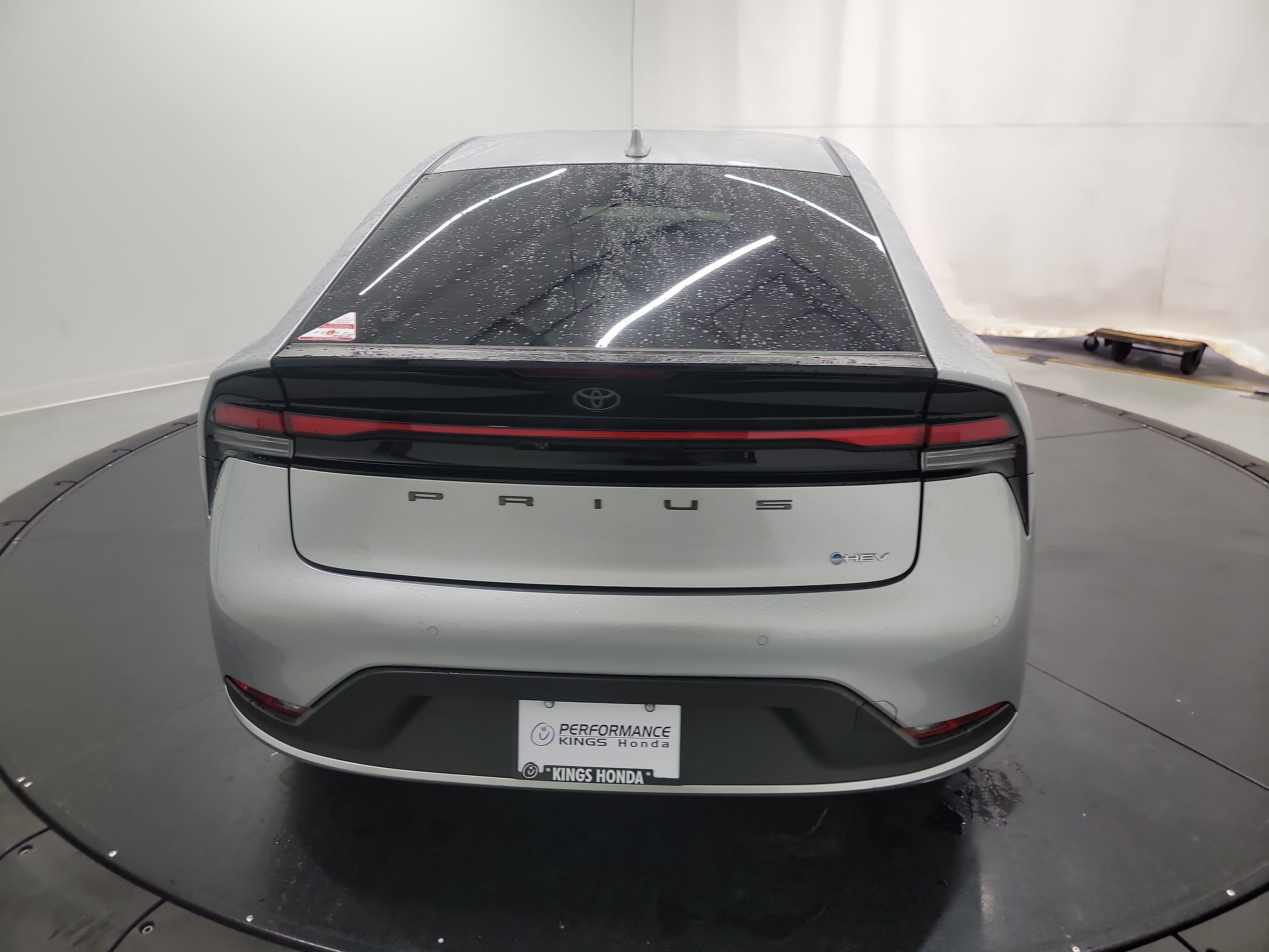2023 Toyota Prius LE photo