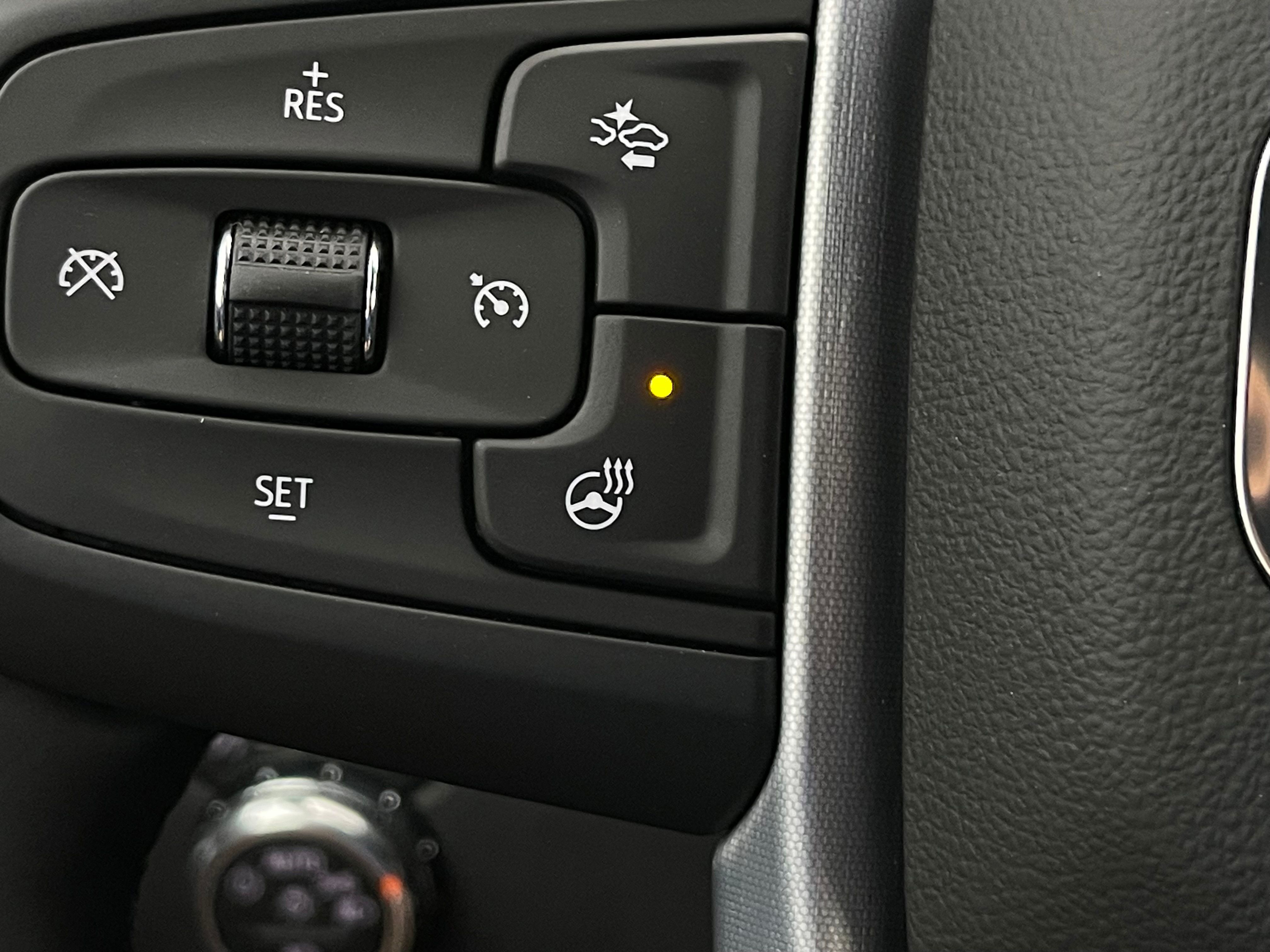 New 2026 Summit White GMC Elevation image 19