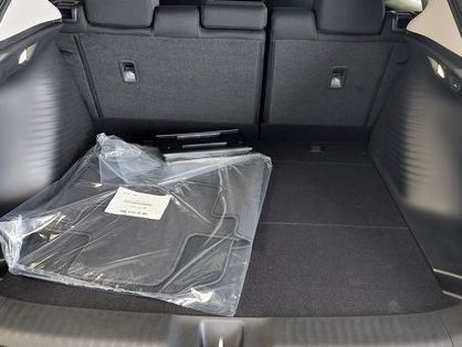 2025 Honda HR-V LX photo