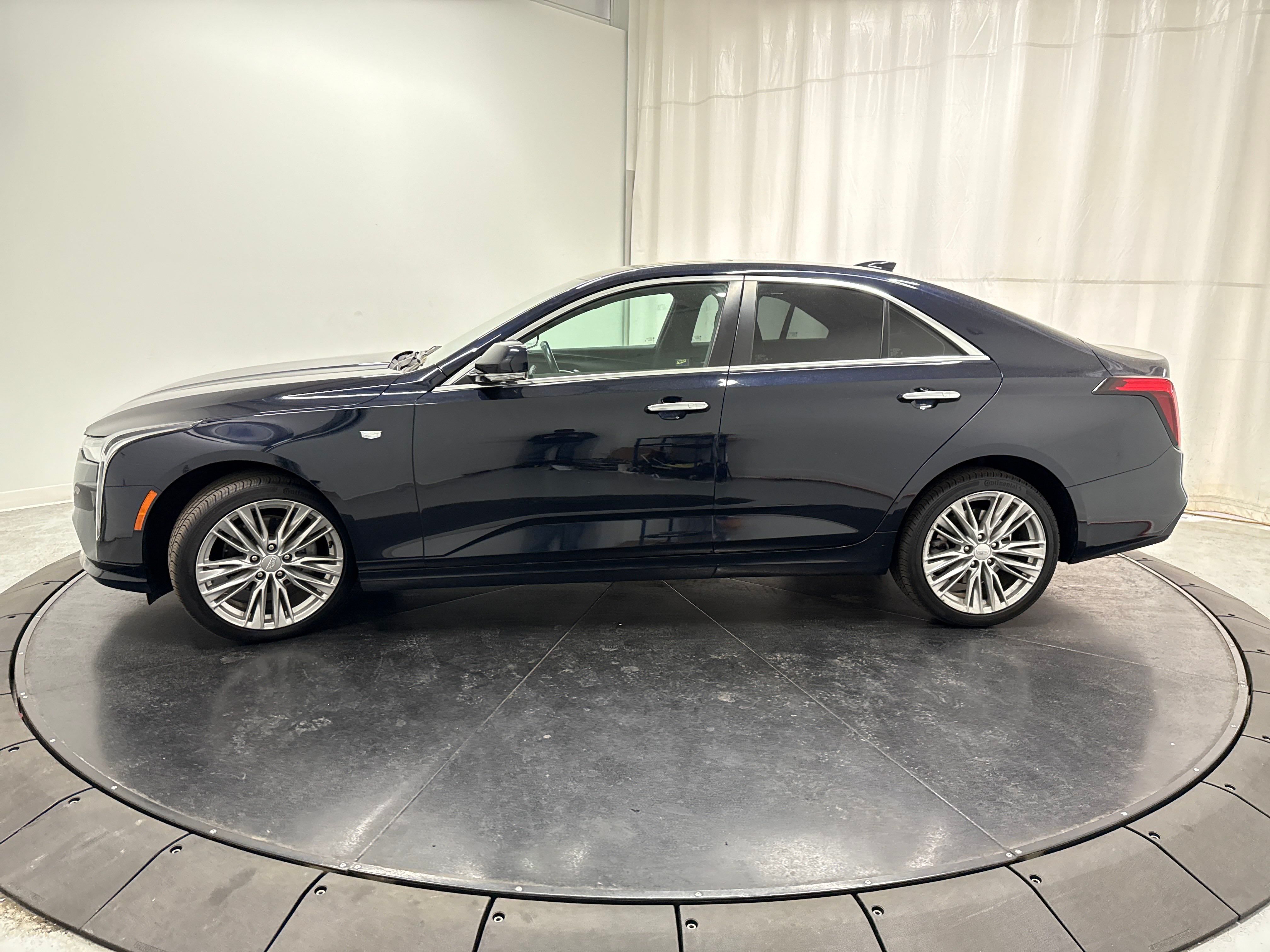 2021 Cadillac CT4 Premium Luxury photo