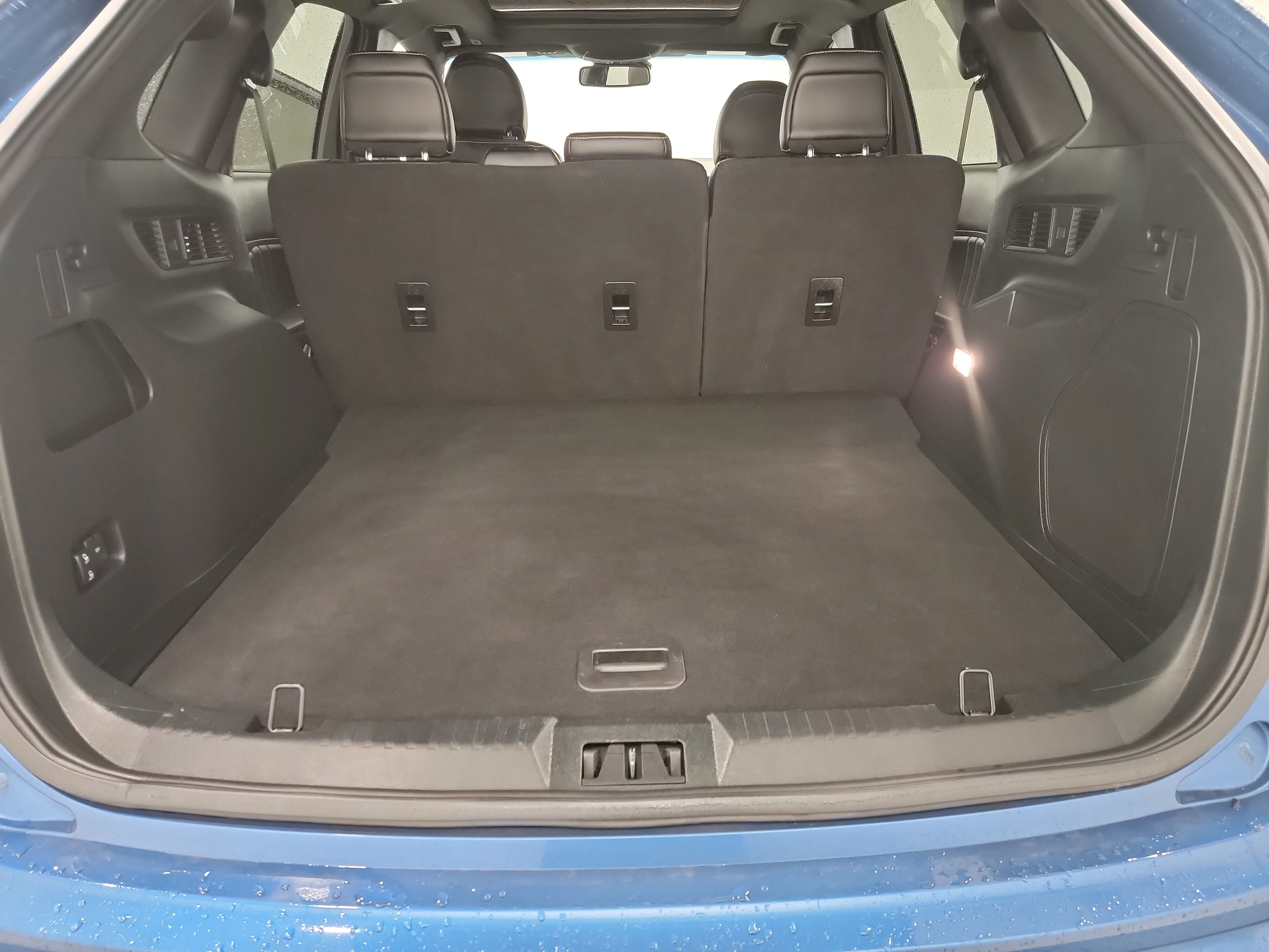 2019 Ford Edge ST photo