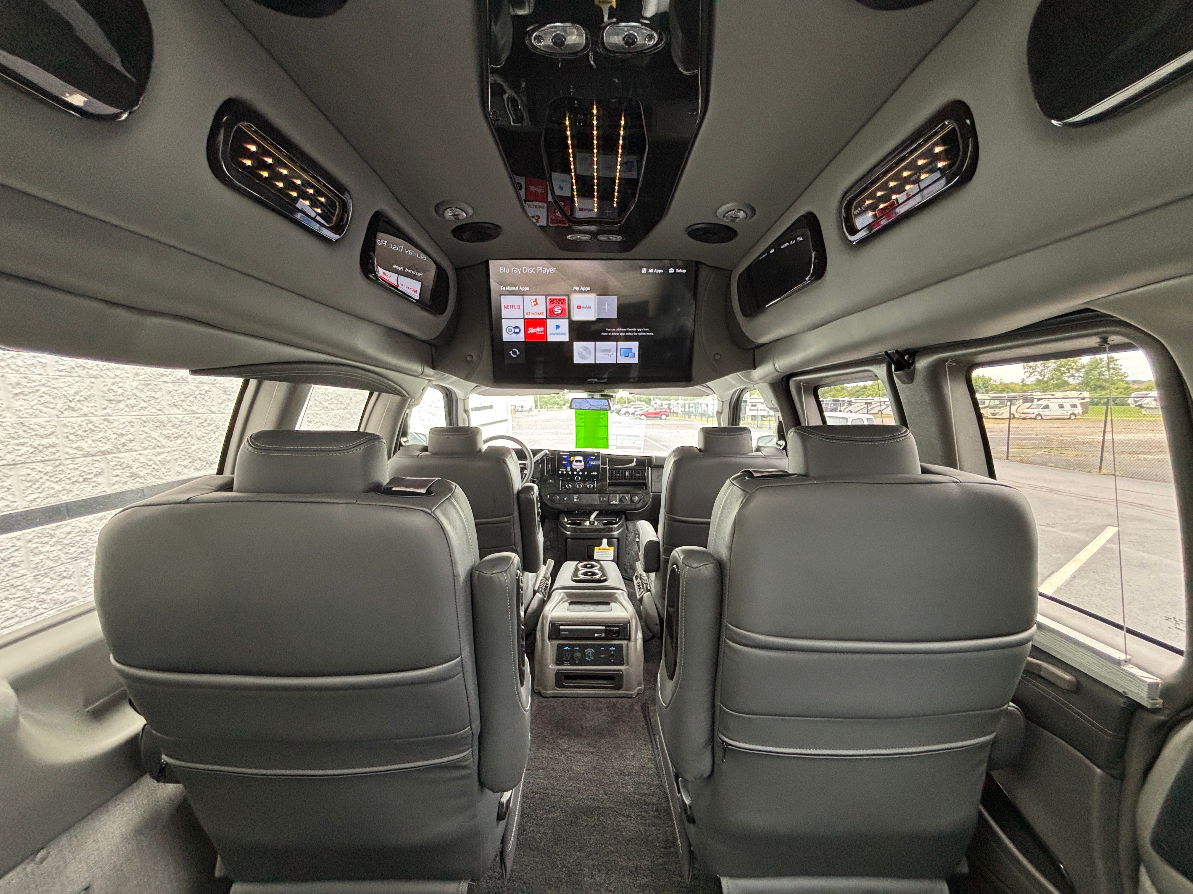 New 2026 Special Exterior Color GMC Explorer Limited SE image 3