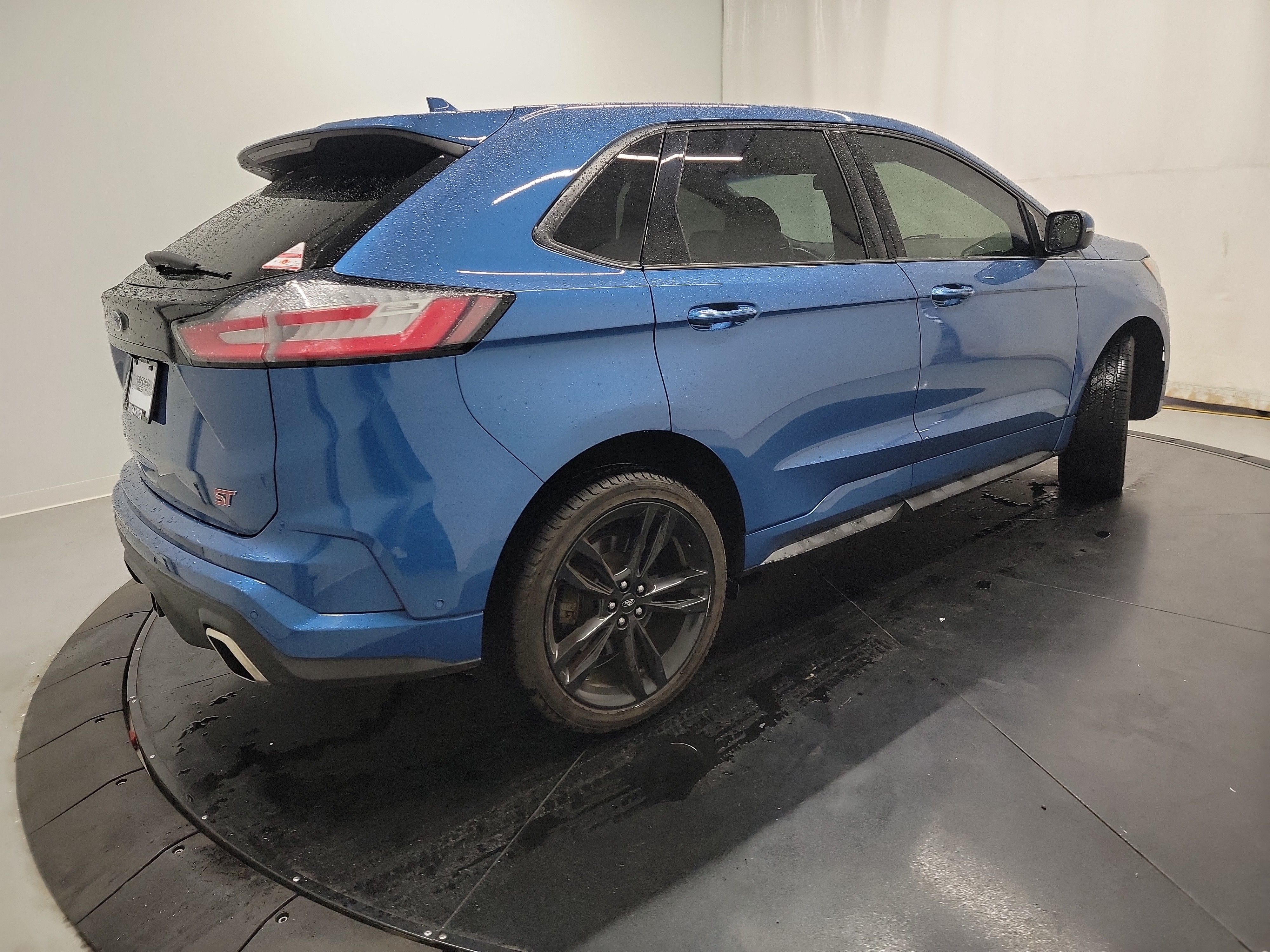 2019 Ford Edge ST photo