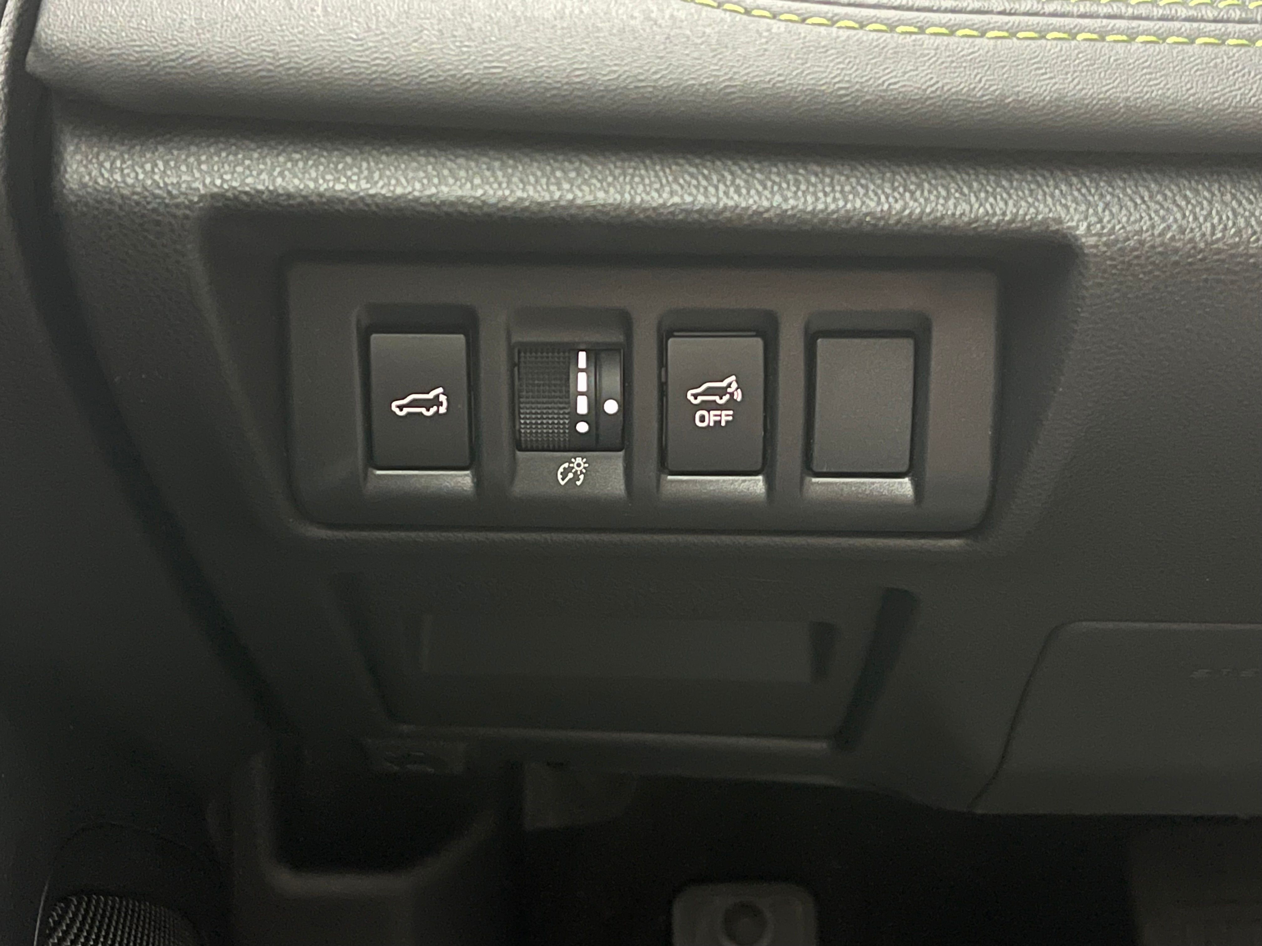 Used 2023 Ice Silver Metallic Subaru Onyx Edition XT image 24
