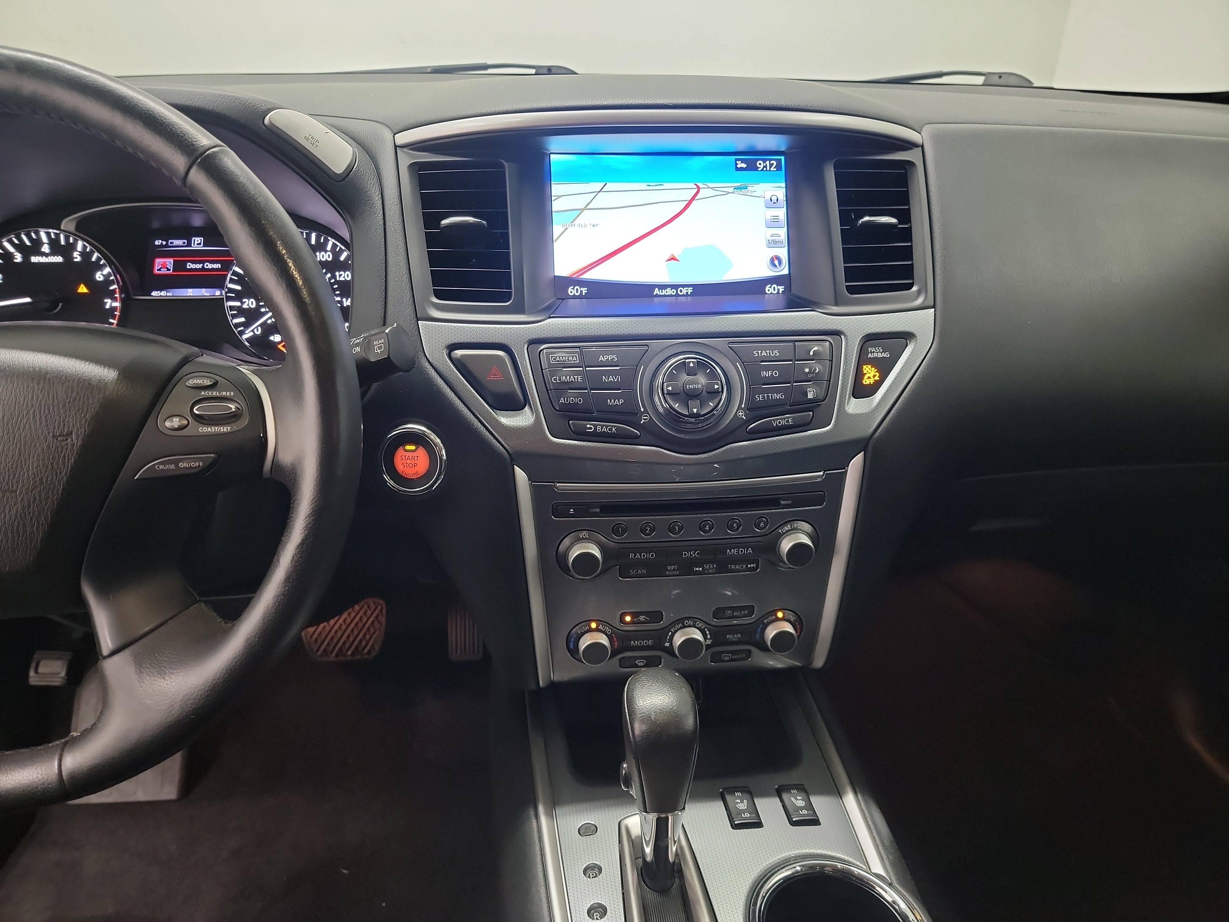 2019 Nissan Pathfinder SL photo