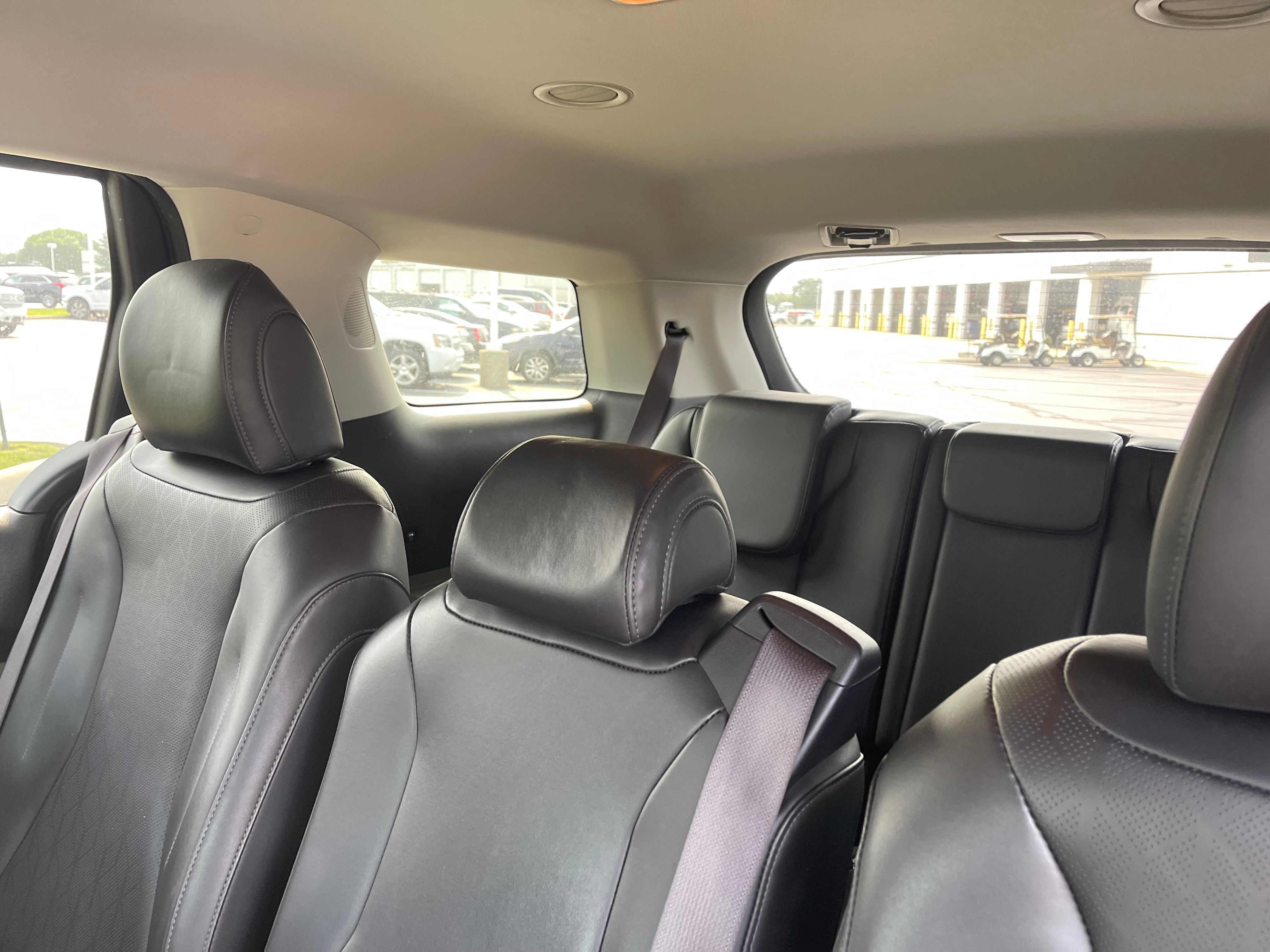 Used 2025 Deep Chroma Blue Kia LXS image 16