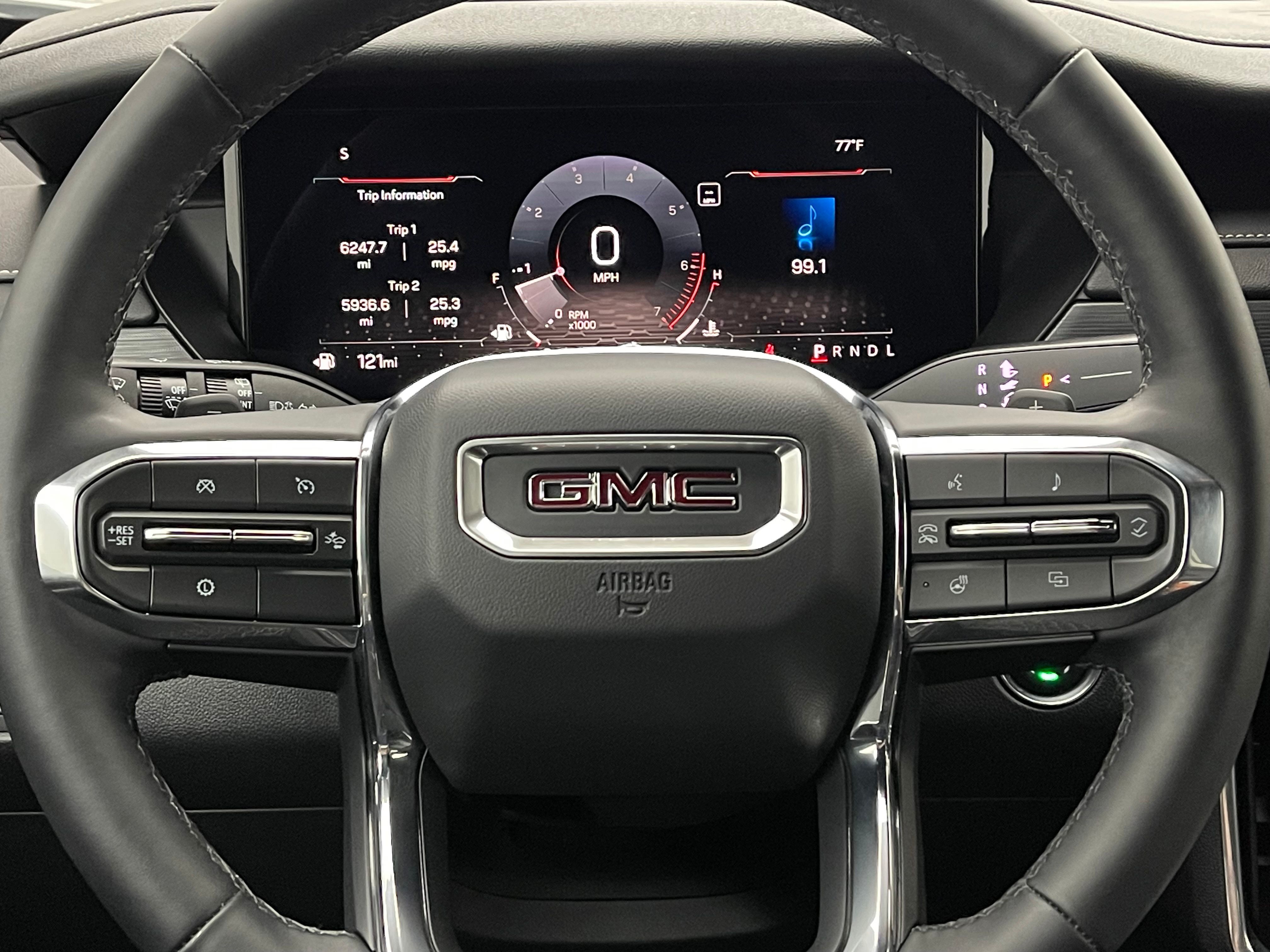 Used 2025 Summit White GMC Elevation image 20