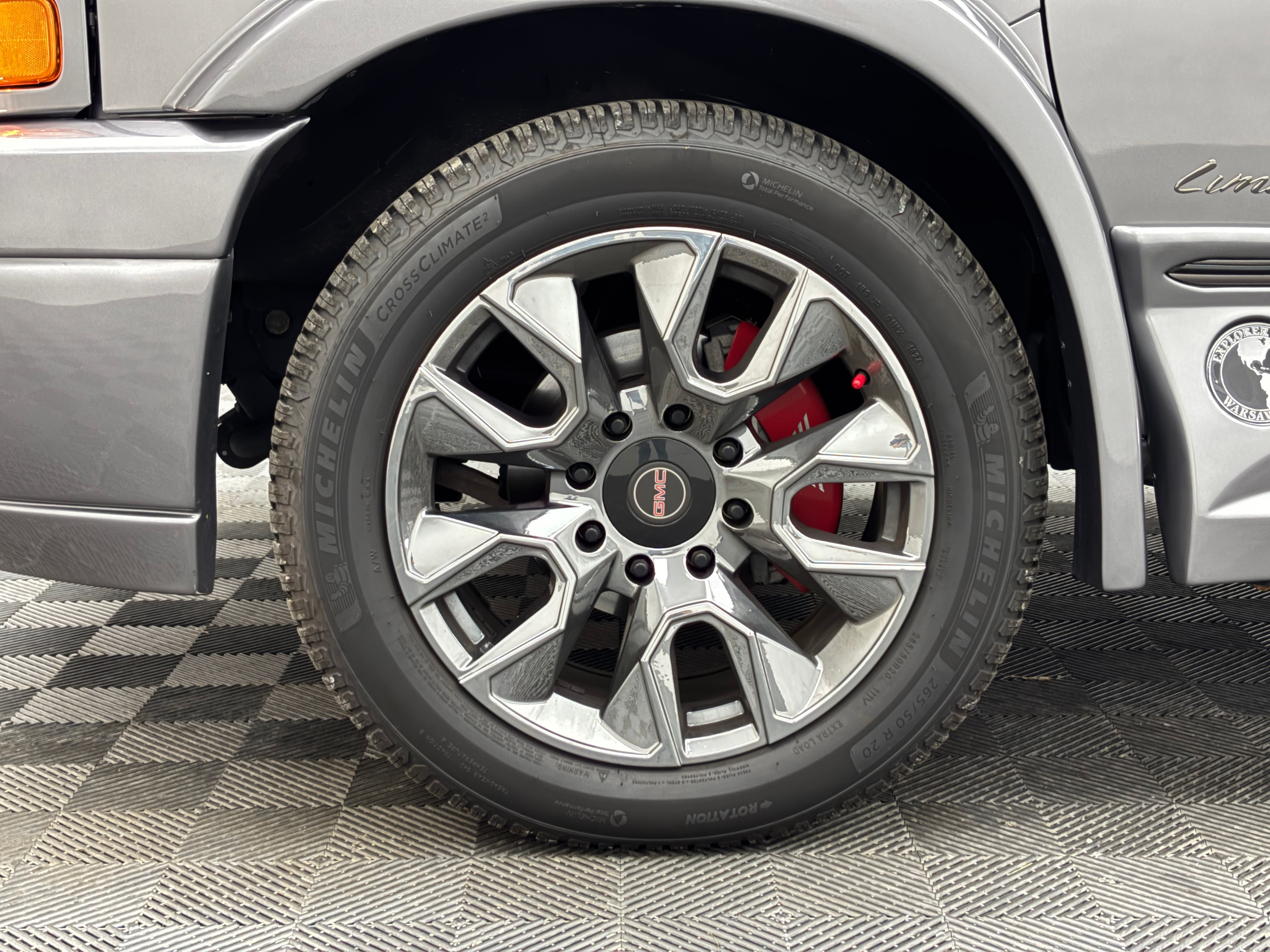 New 2025 Gray GMC Explorer Limited SE image 60