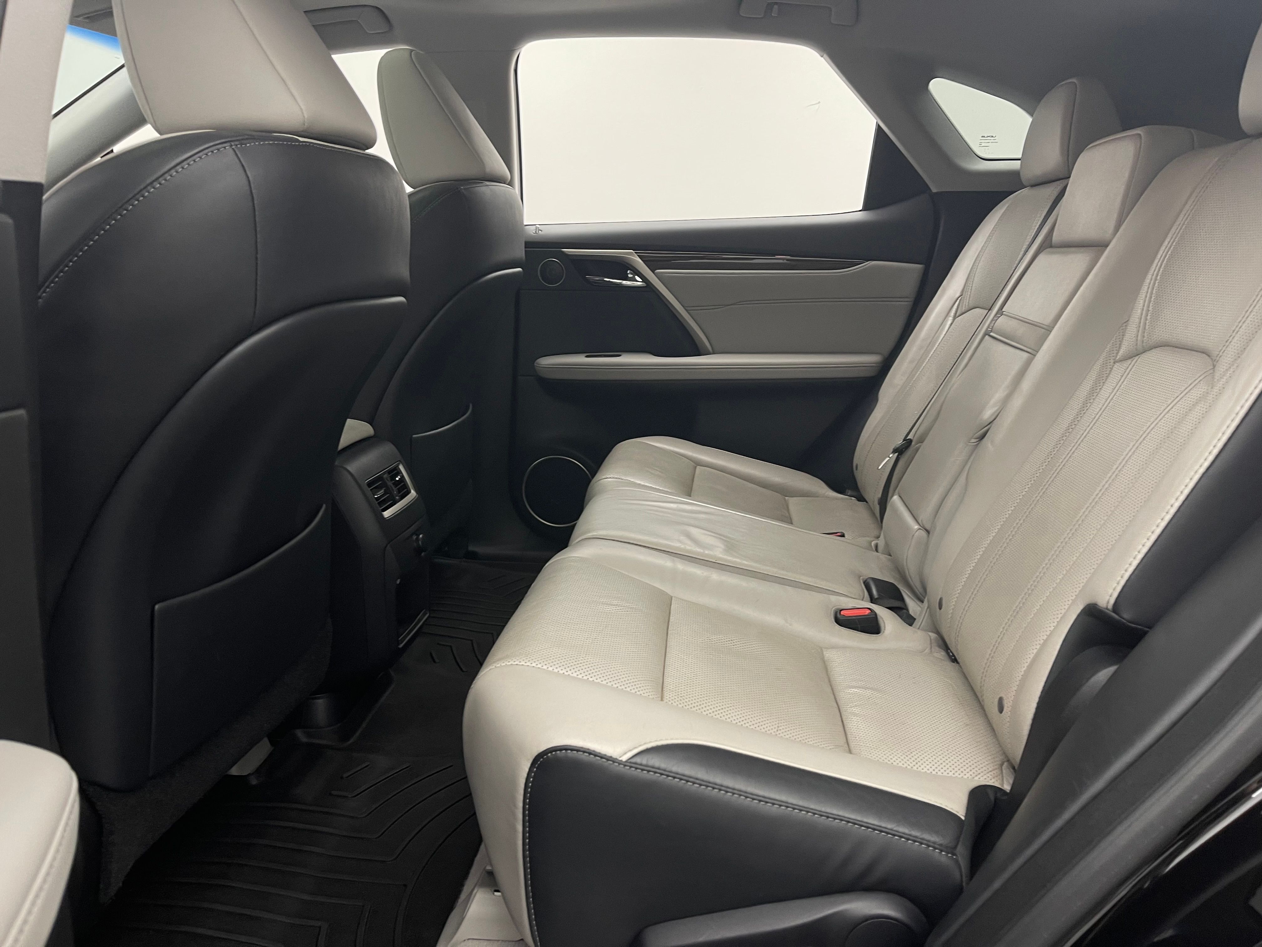 Used 2016 Obsidian Lexus 350 image 41