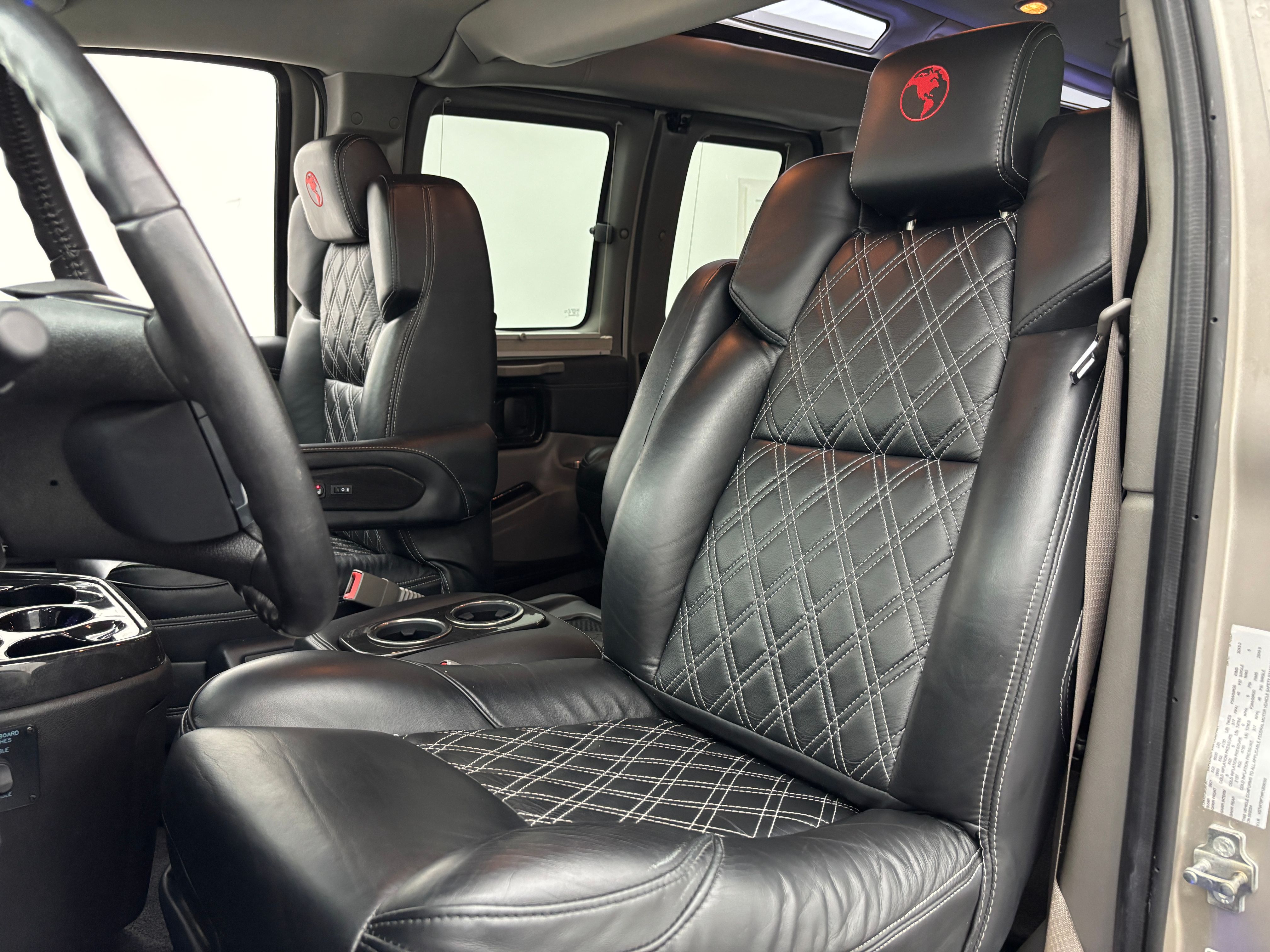 Used 2024 Special Exterior Color GMC Explorer Limited SE image 20
