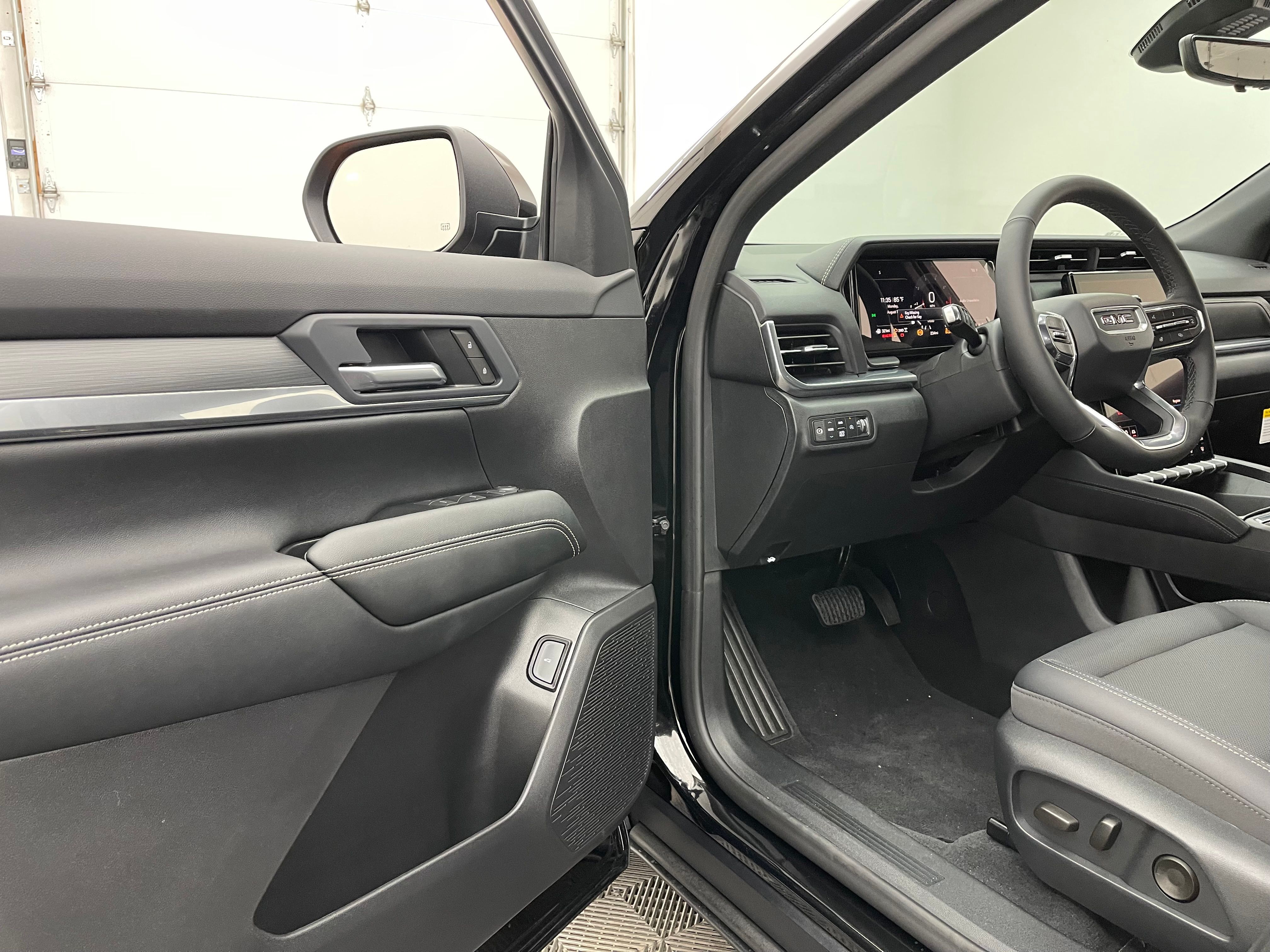 New 2027 Ebony Twilight Metallic GMC Elevation image 16
