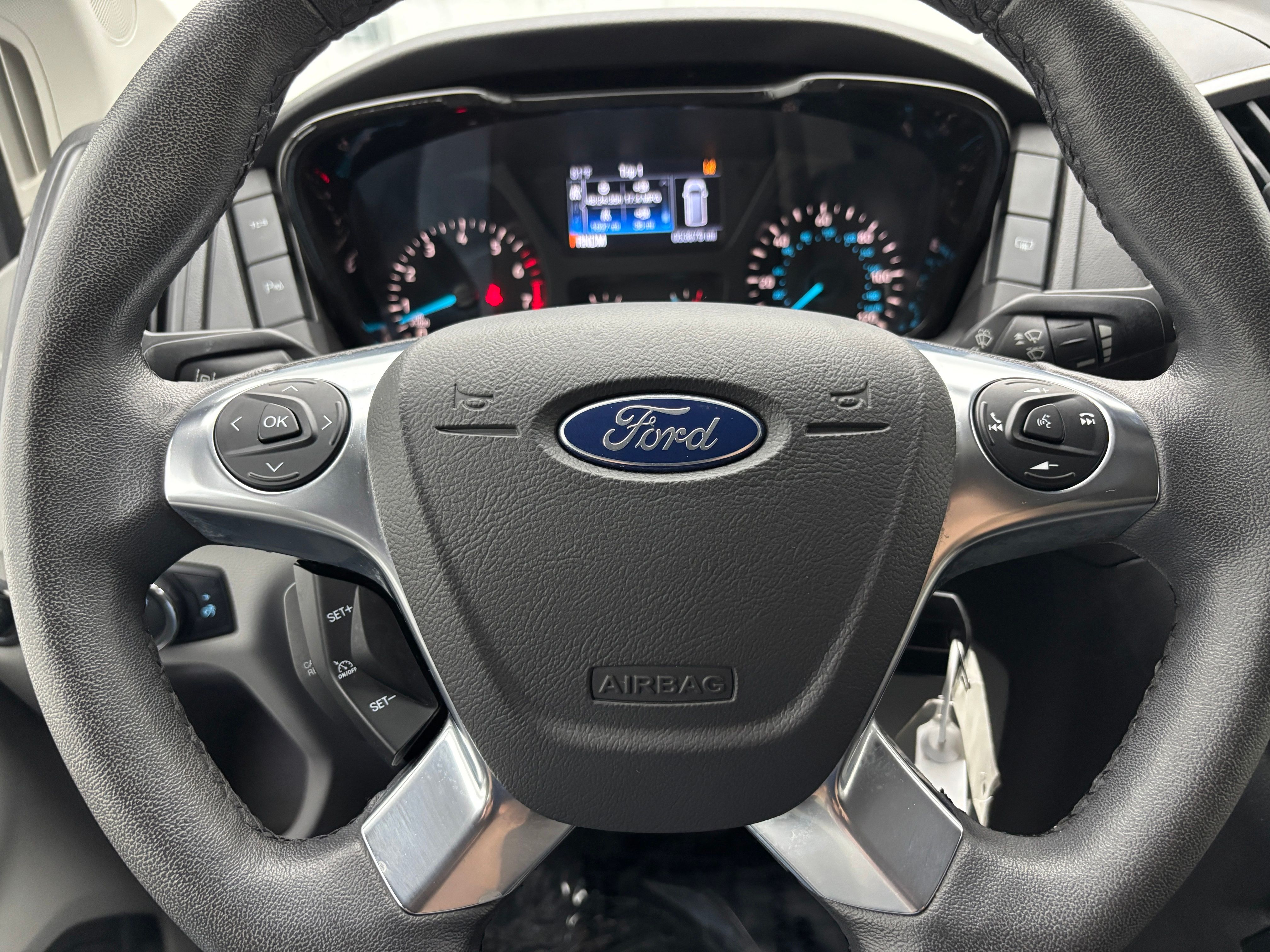 Used 2015 Tuxedo Black Metallic Ford Explorer Limited SE image 28