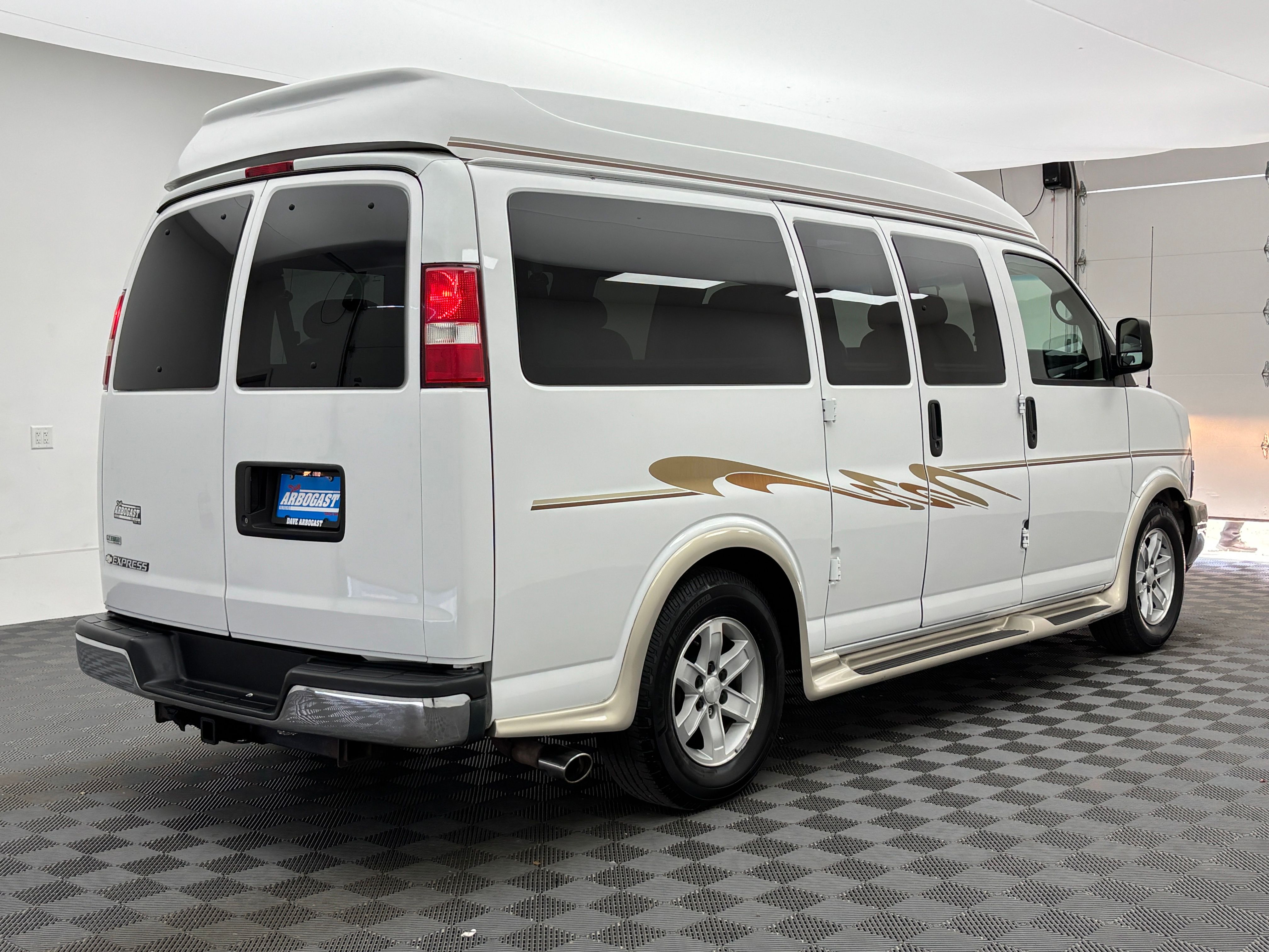 Used 2012 Summit White Chevrolet Rocky Ridge image 8