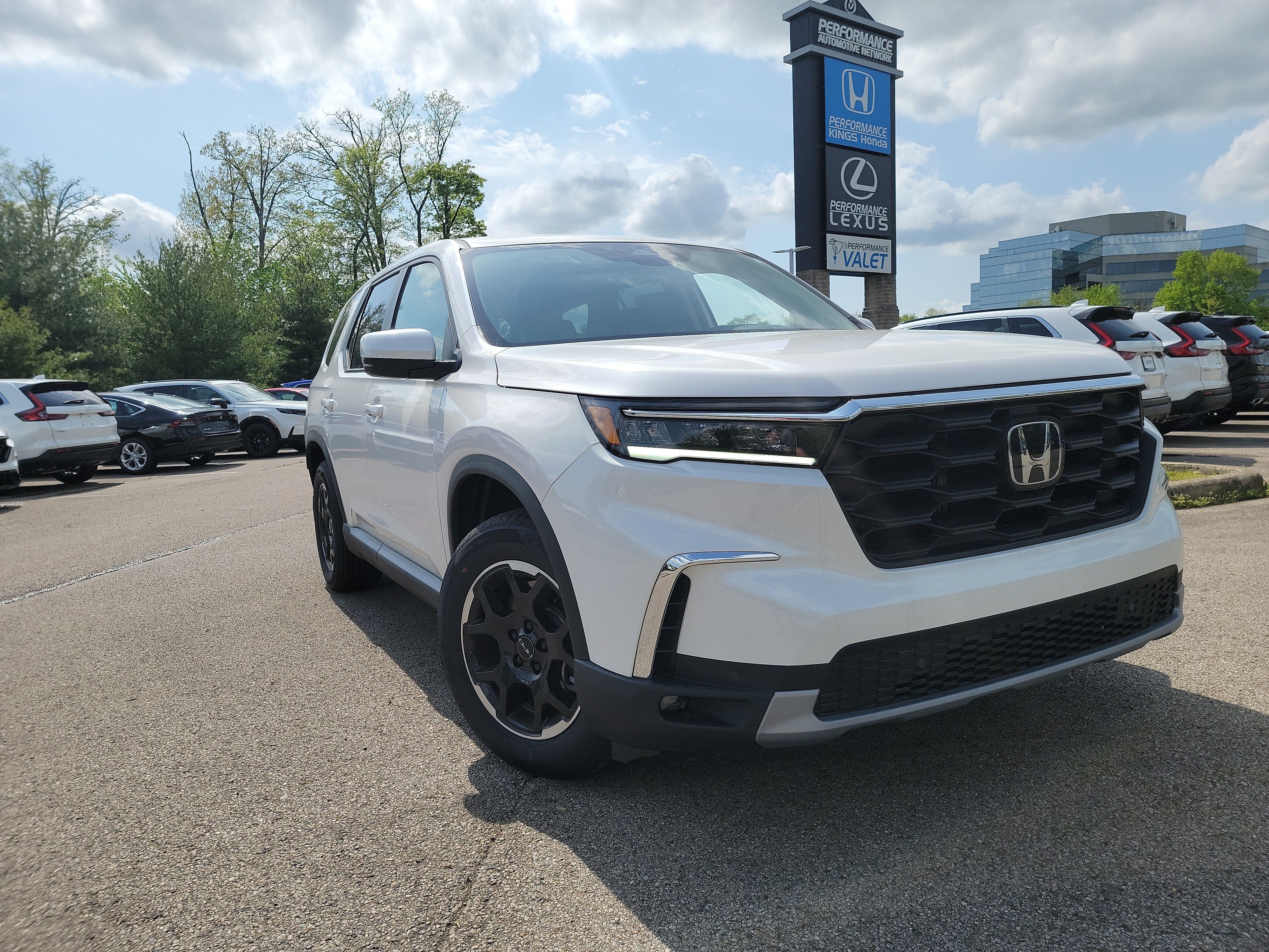 2025 Honda Pilot EX-L photo